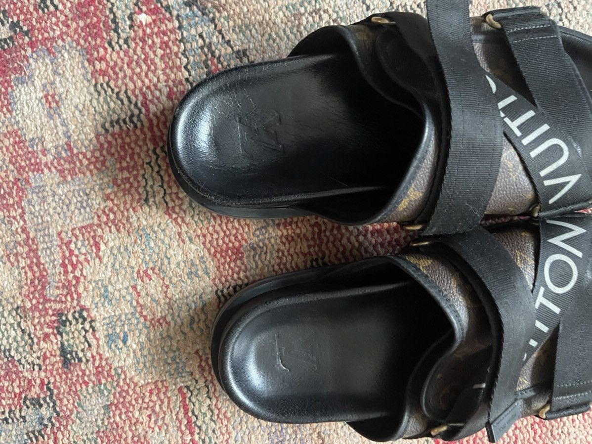 Louis Vuitton Louis Vuitton Honolulu Slides Mule LV 9.5 Size US 10.5 / EU 43-44 - 4 Thumbnail
