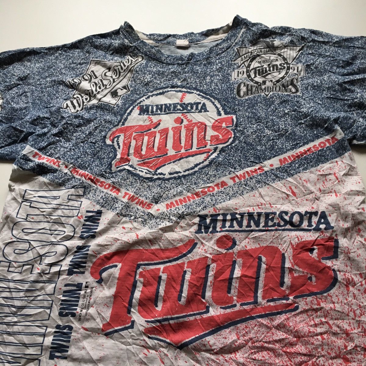 MLB × Vintage Vintage 90s Minnesota Twins MLB All Over Print Graphic Shirt Size US XL / EU 56 / 4 - 2 Thumbnail