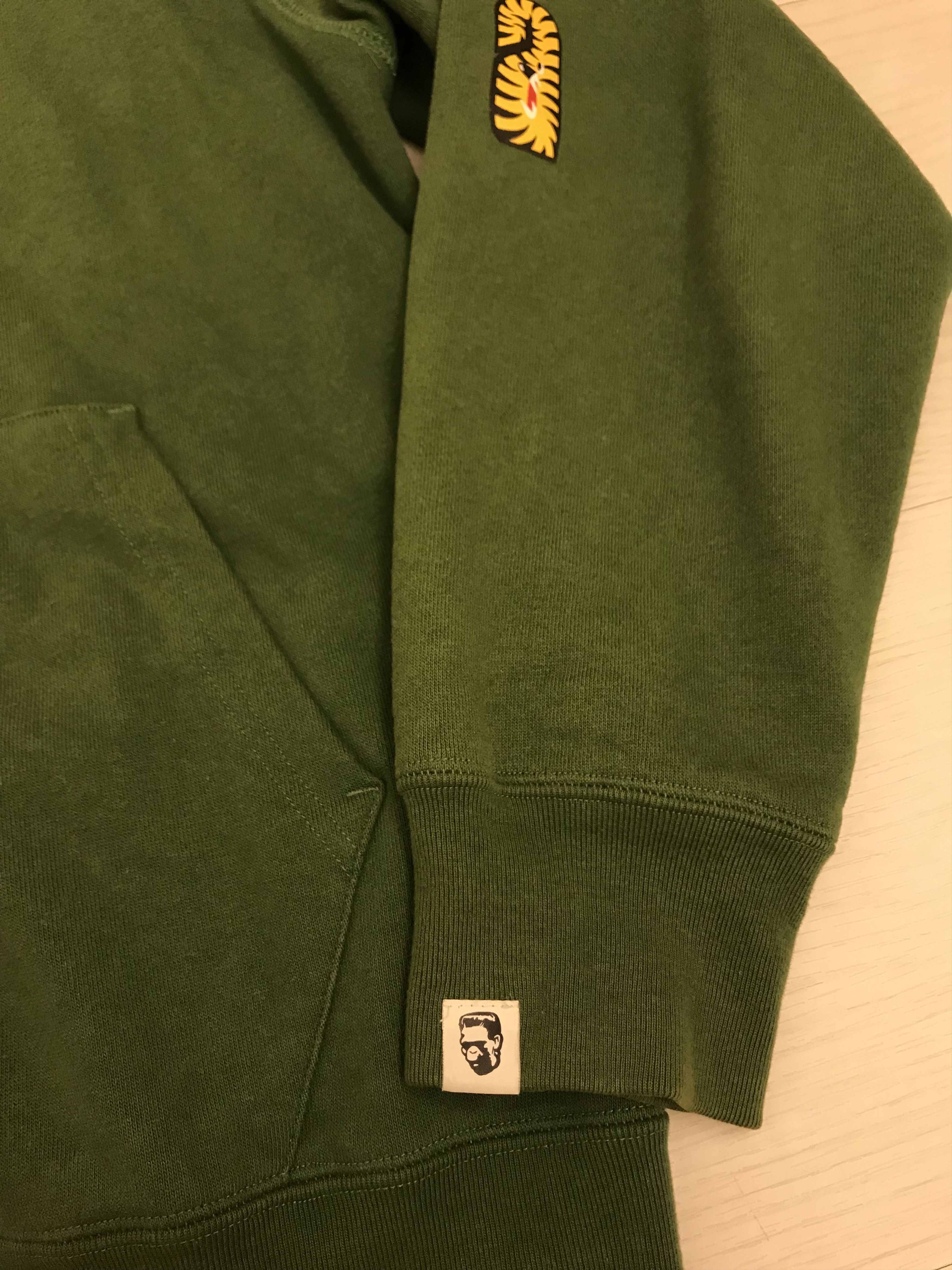 Bape Bape original shark hoode jacket a bathing ape nigo Size US M / EU 48-50 / 2 - 3 Thumbnail
