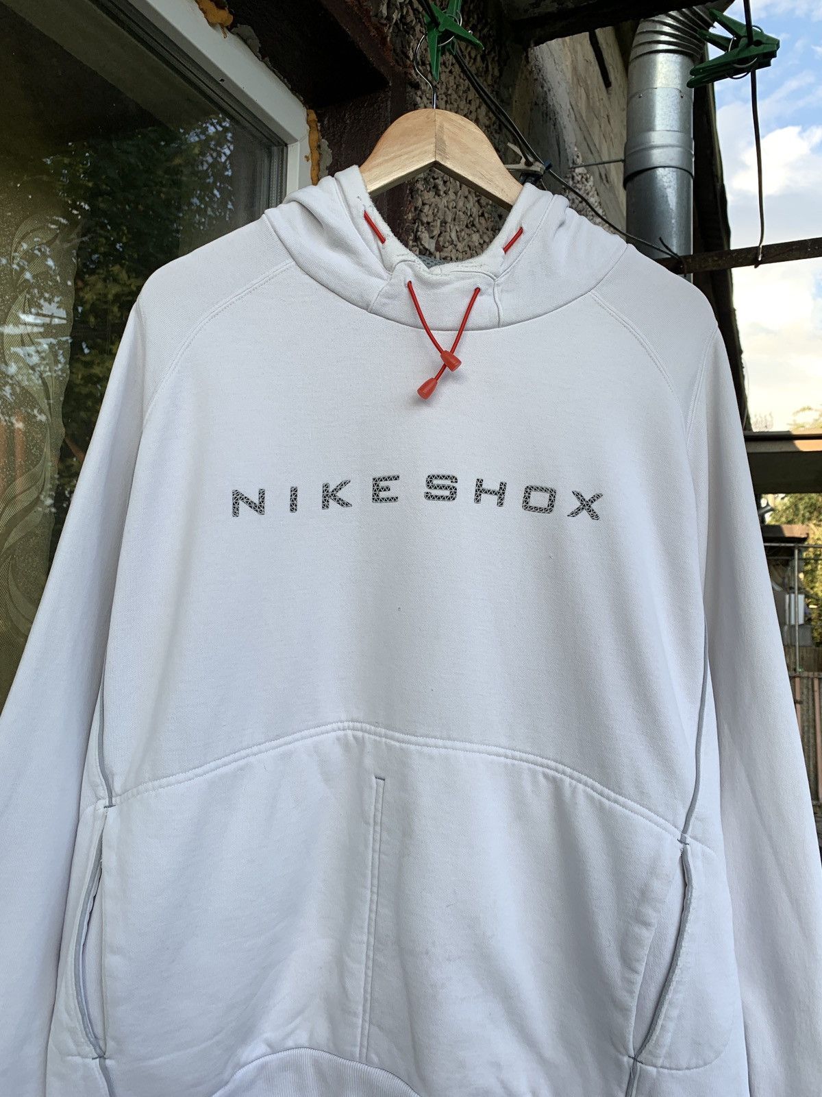 Nike 00s Vintage Nike Shox Y2K White Hoodie Like Nike TN Size US XL / EU 56 / 4 - 2 Thumbnail