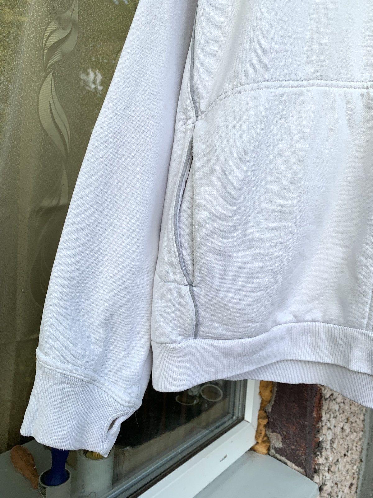 Nike 00s Vintage Nike Shox Y2K White Hoodie Like Nike TN Size US XL / EU 56 / 4 - 7 Thumbnail