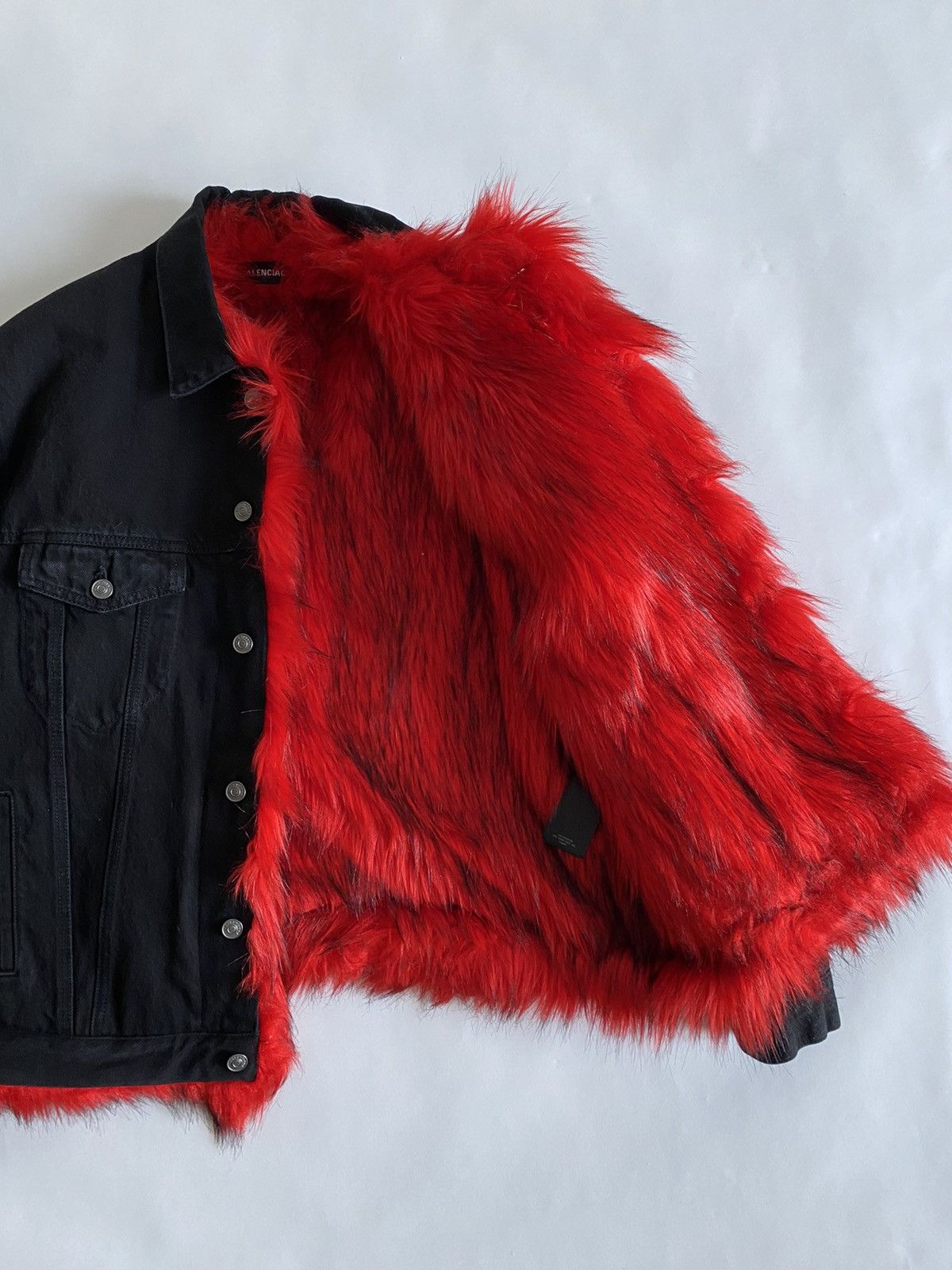 Balenciaga Balenciaga AW18 Faux Fur Oversized Denim Jacket Size US S / EU 44-46 / 1 - 5 Thumbnail