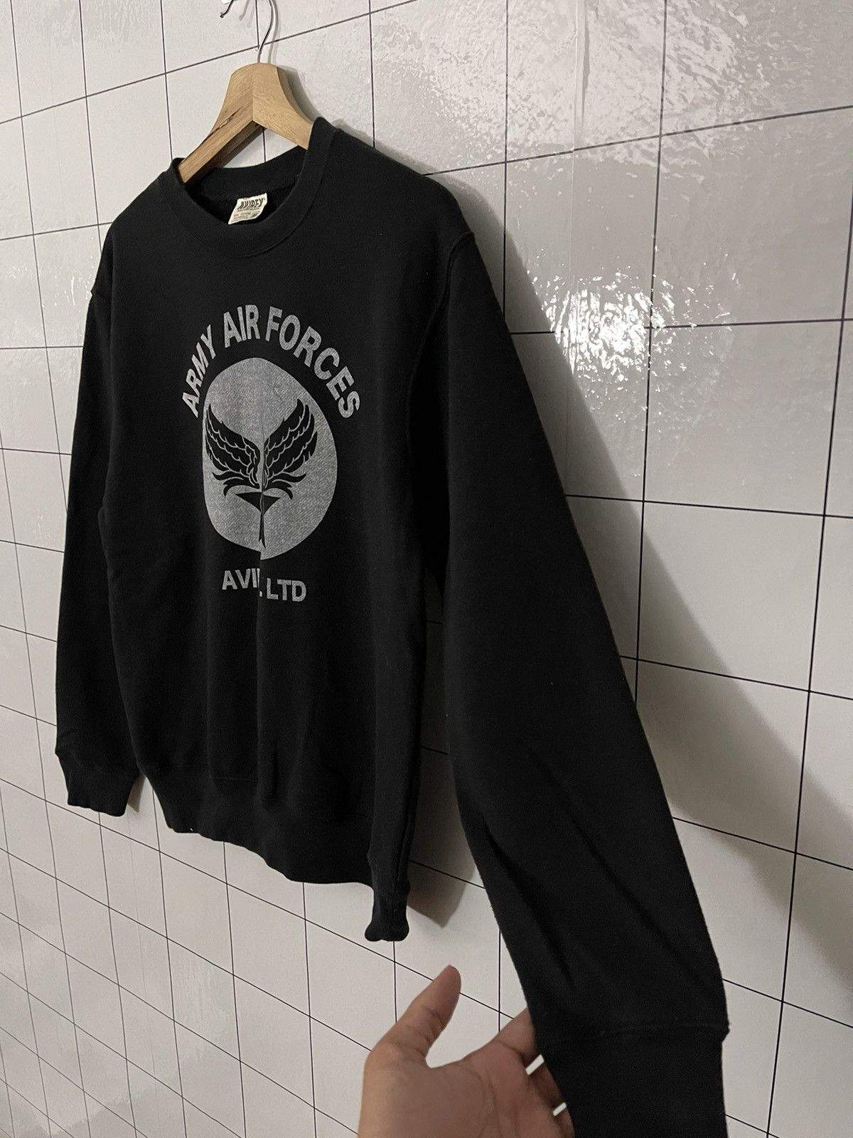 Avirex × Vintage Vintage Avirex Army Airforce Military Big Logo Sweatshirt Size US S / EU 44-46 / 1 - 4 Thumbnail