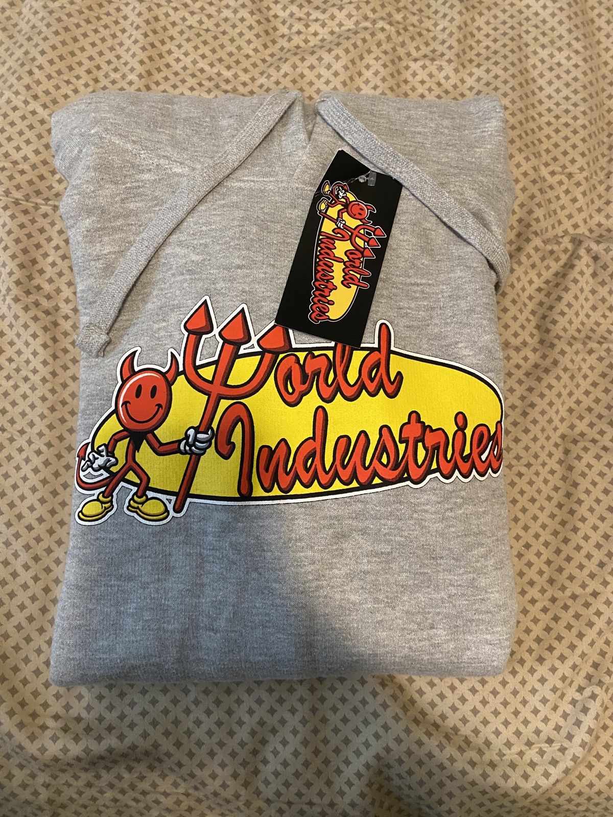 Grailed × Thrasher × Vintage NWT Vintage World Industries Hoodie Size US S / EU 44-46 / 1 - 5 Thumbnail