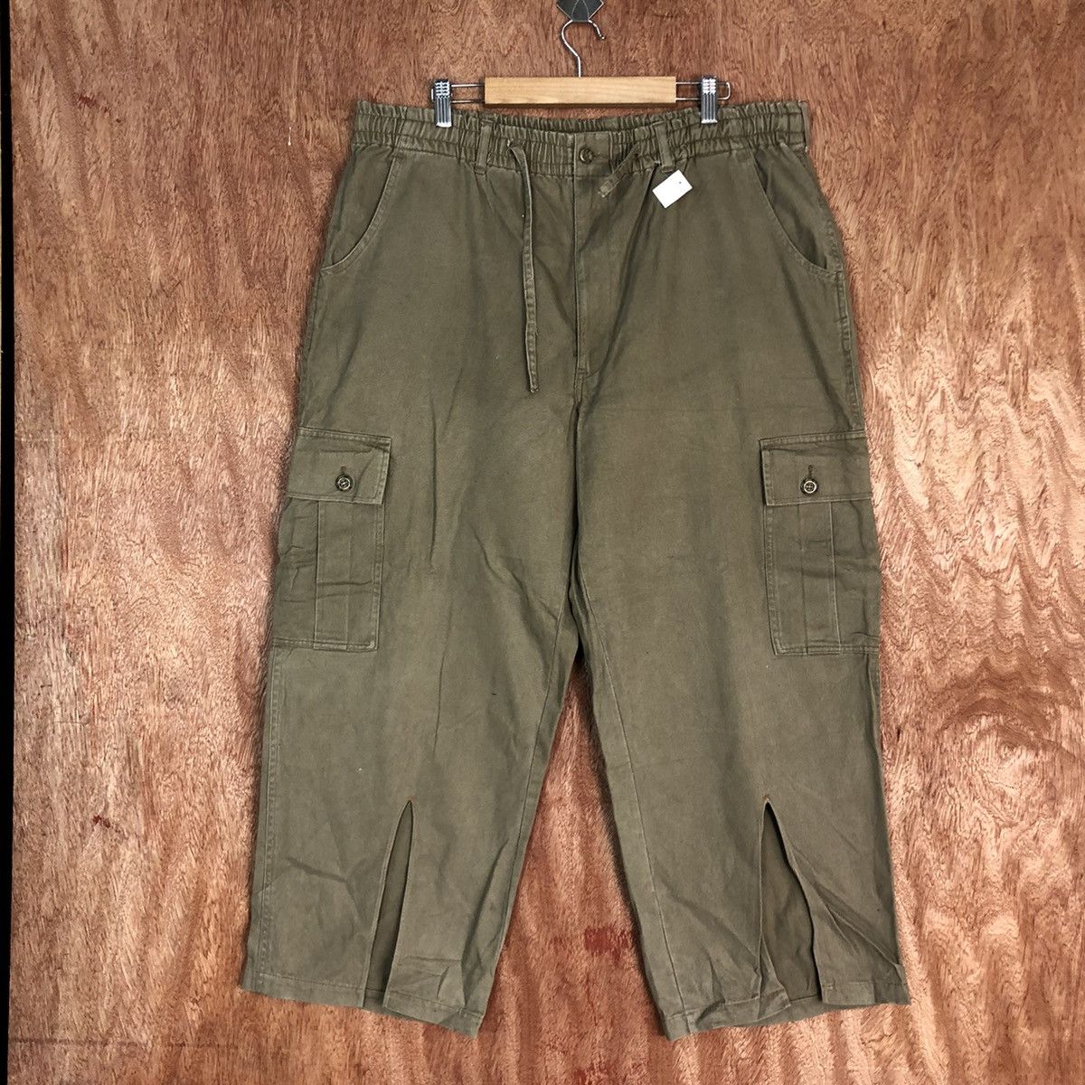 image of Vintage Japan Brown Faded Cropped Multipocket Cargo Pants 1555, Men's (Size 34)