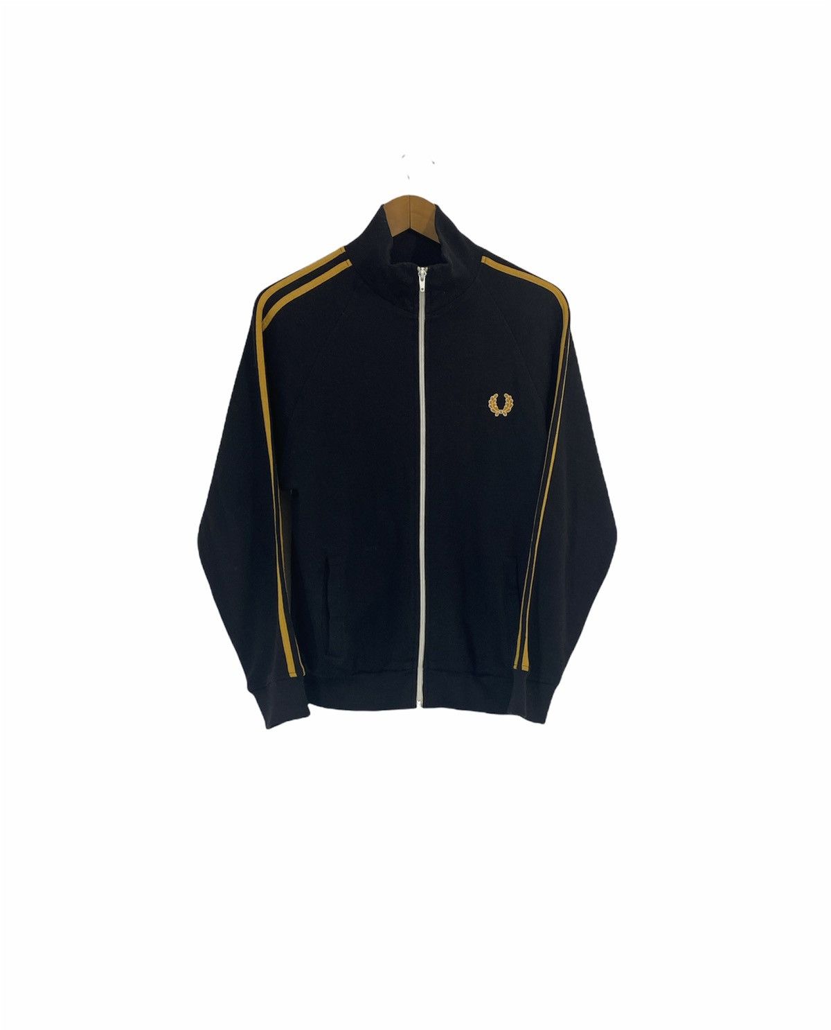 Fred Perry Fred Perry Sweater Small Logo Design Black Yellow Size US S / EU 44-46 / 1 - 1 Thumbnail