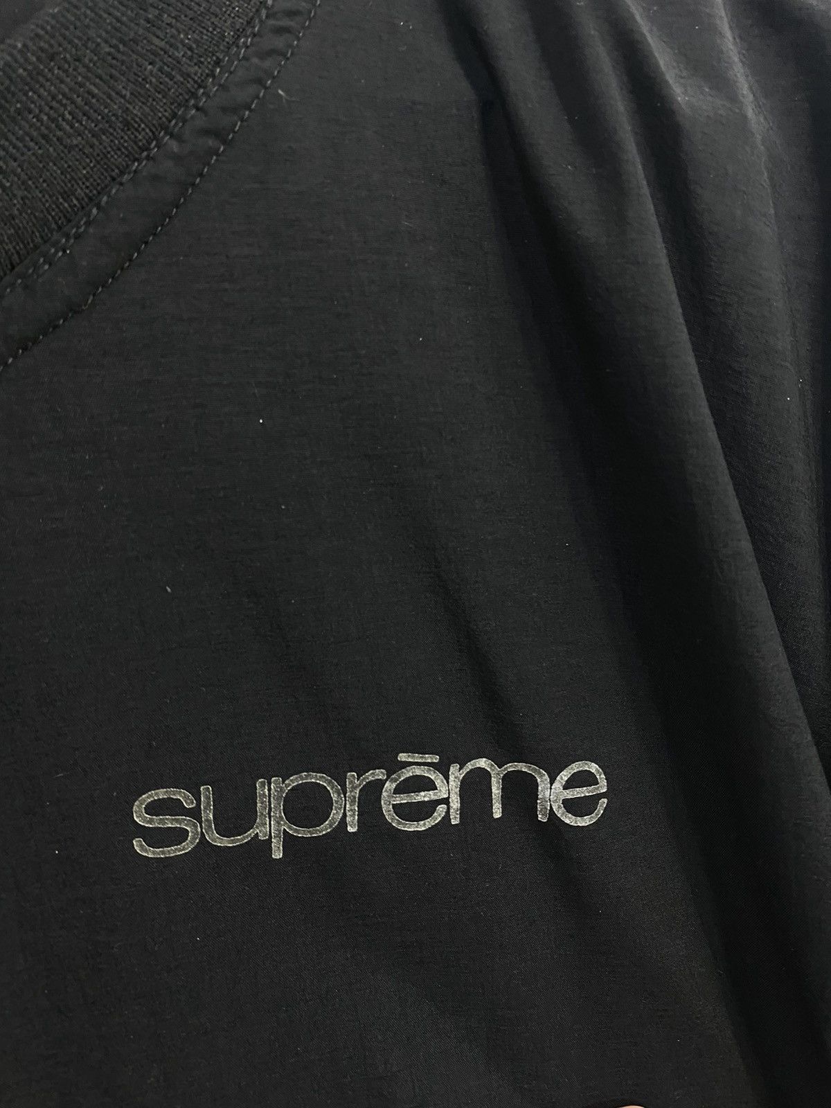 Supreme Vintage 90’s Supreme V Neck Collar Sweatshirt Logo Glow ITD Size US M / EU 48-50 / 2 - 3 Thumbnail