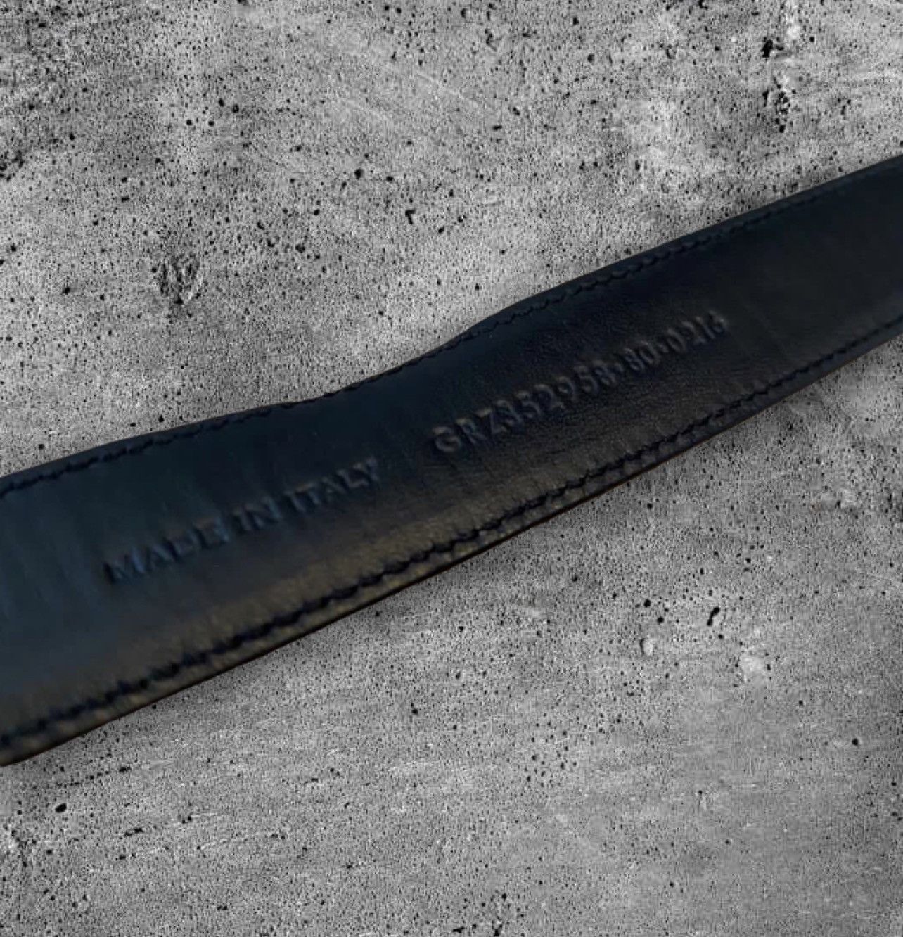 Hedi Slimane × Saint Laurent Paris SAINT LAURENT PARIS “WESTERN BUCKLE BELT IN SUEDE” Size 28 - 3 Thumbnail