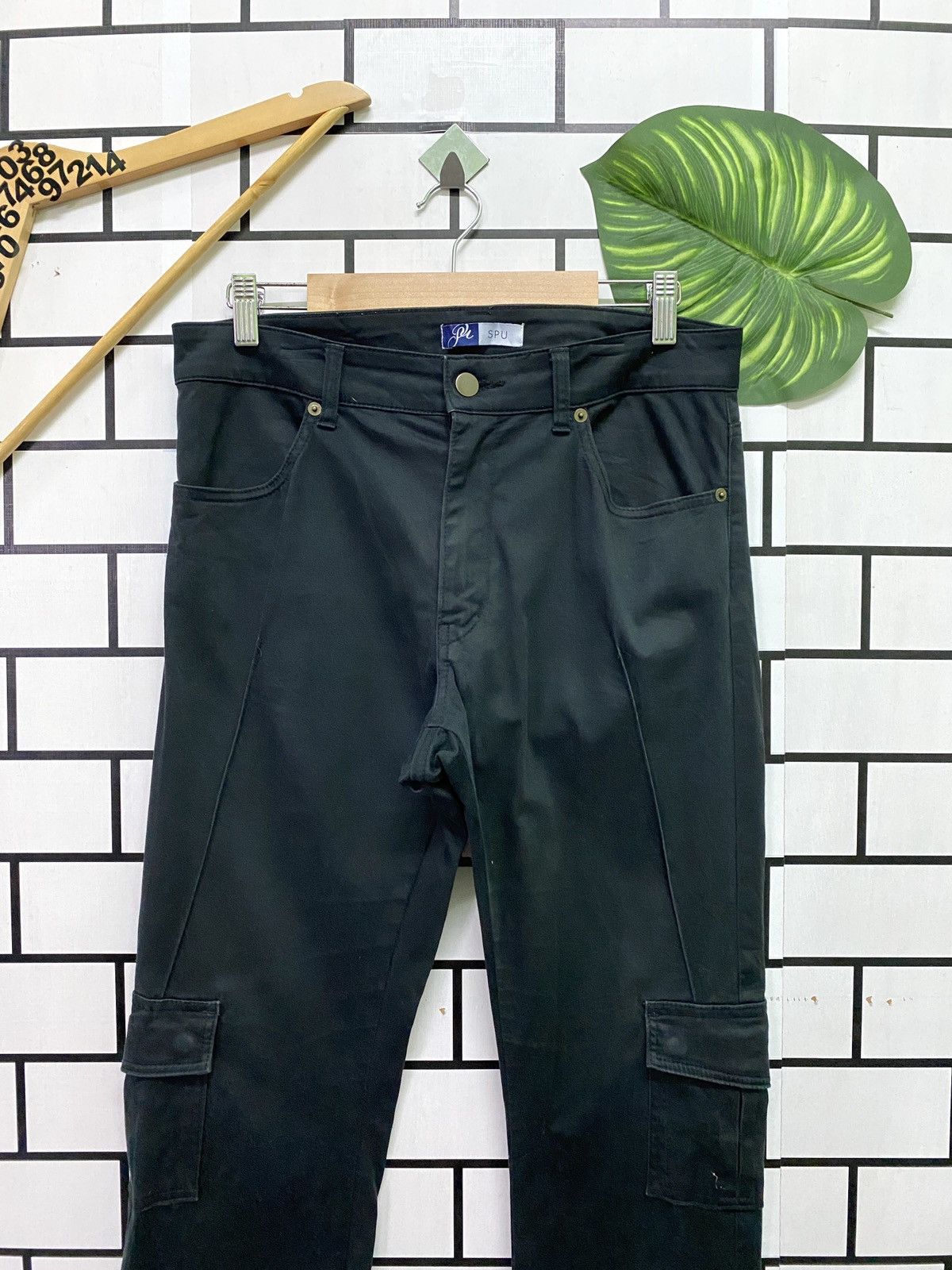 Japanese Brand Japanese Brand SPU Multipocket Cargo Pants Size US 30 / EU 46 - 3 Thumbnail