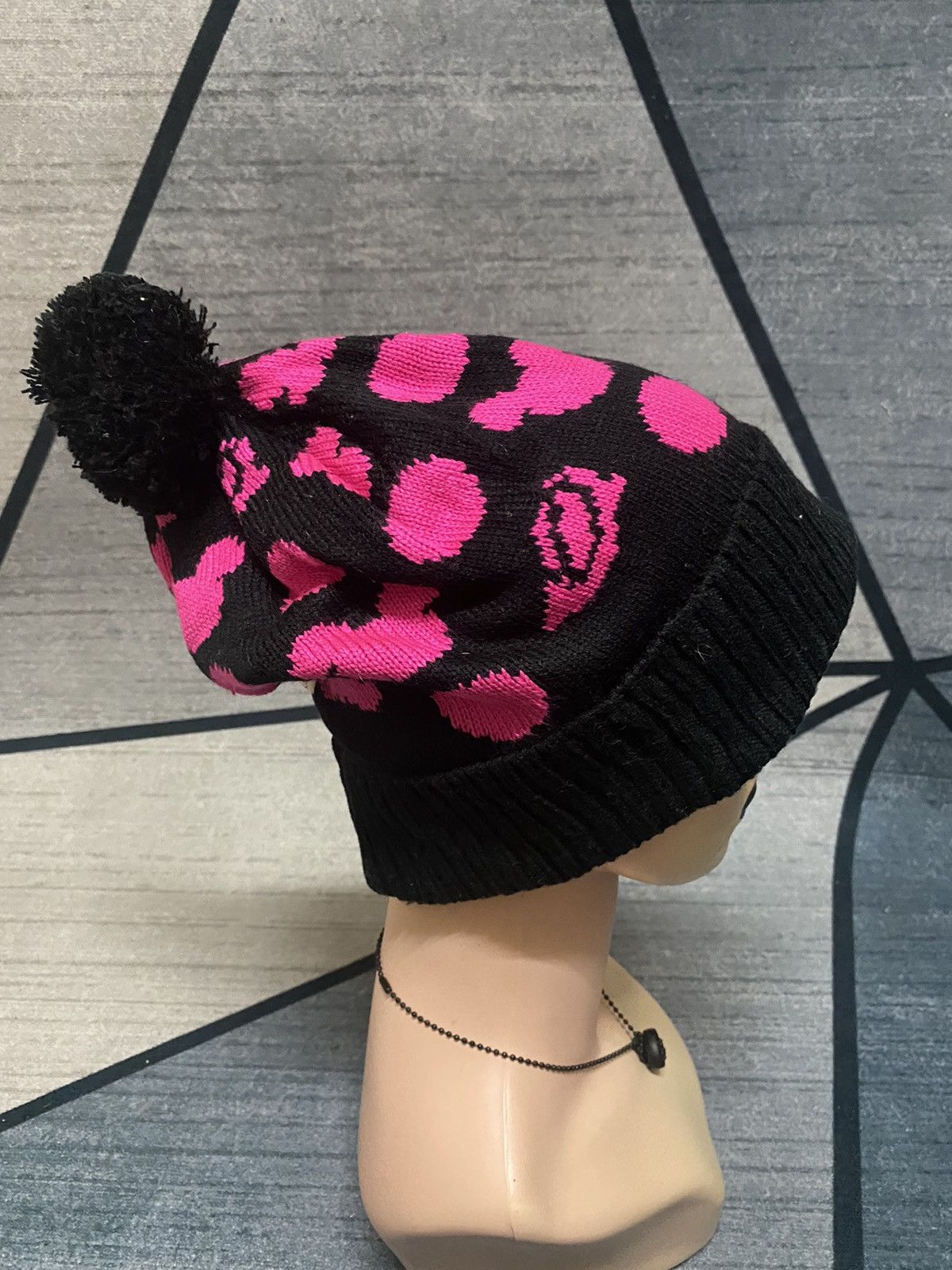 Cartoon Network × Disney SWIVEL From California Disney Design Beanie Hat Size ONE SIZE - 1 Thumbnail