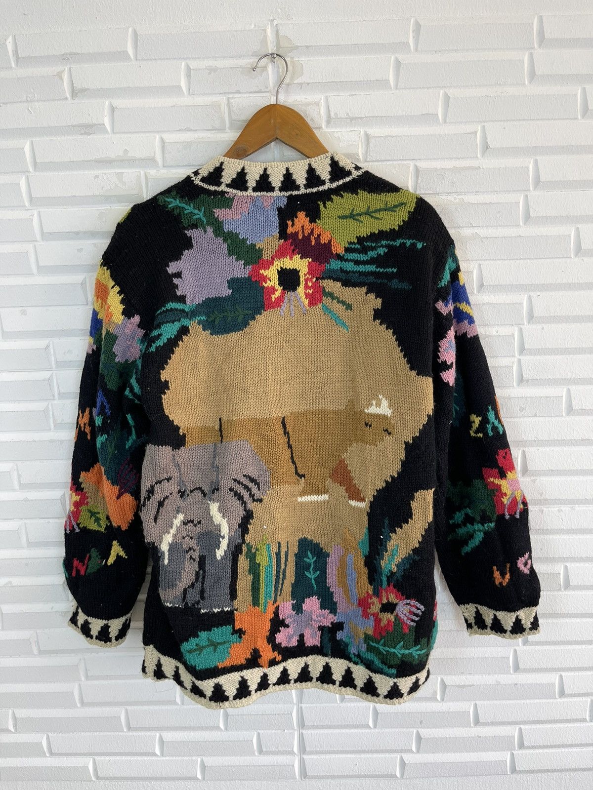 Japanese Brand Vintage Japan Pop Art Graffity Cardigan Wool Knit Art Size US M / EU 48-50 / 2 - 2 Thumbnail