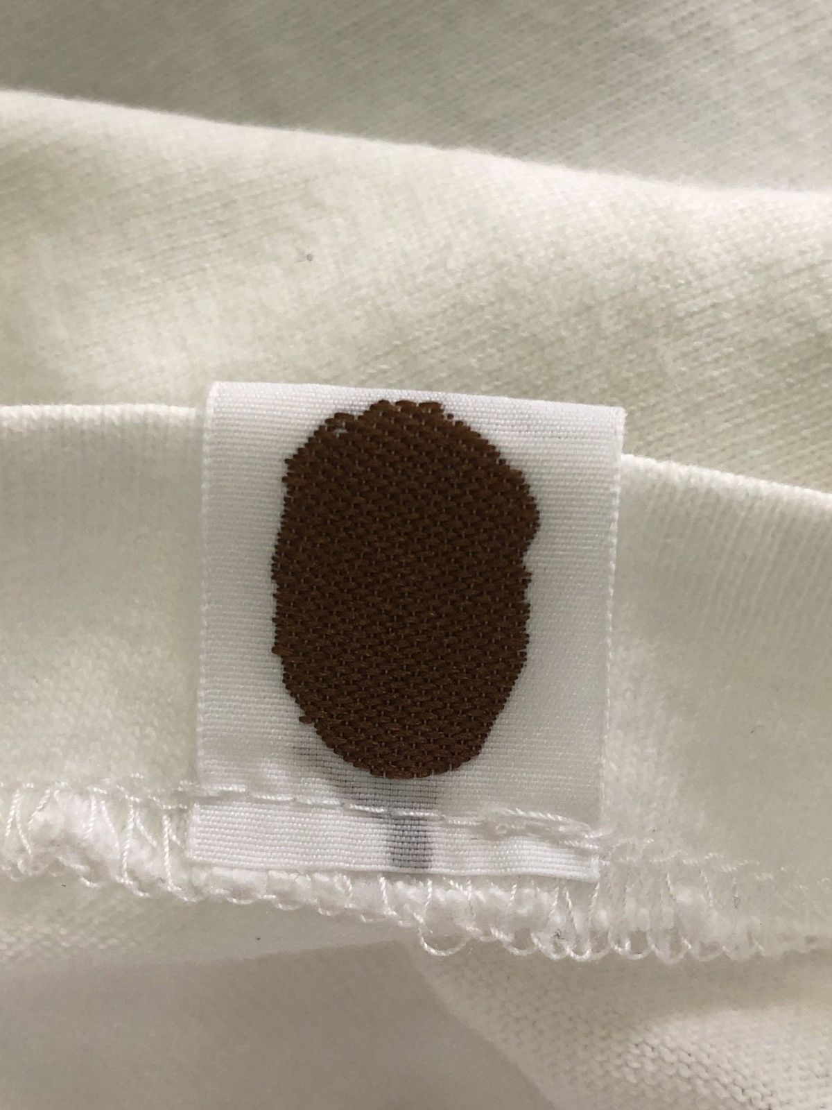 Bape × Kaws Og Circa 2000 A Bathing Ape X Kaws Small Logo Tshirts Size US M / EU 48-50 / 2 - 7 Thumbnail