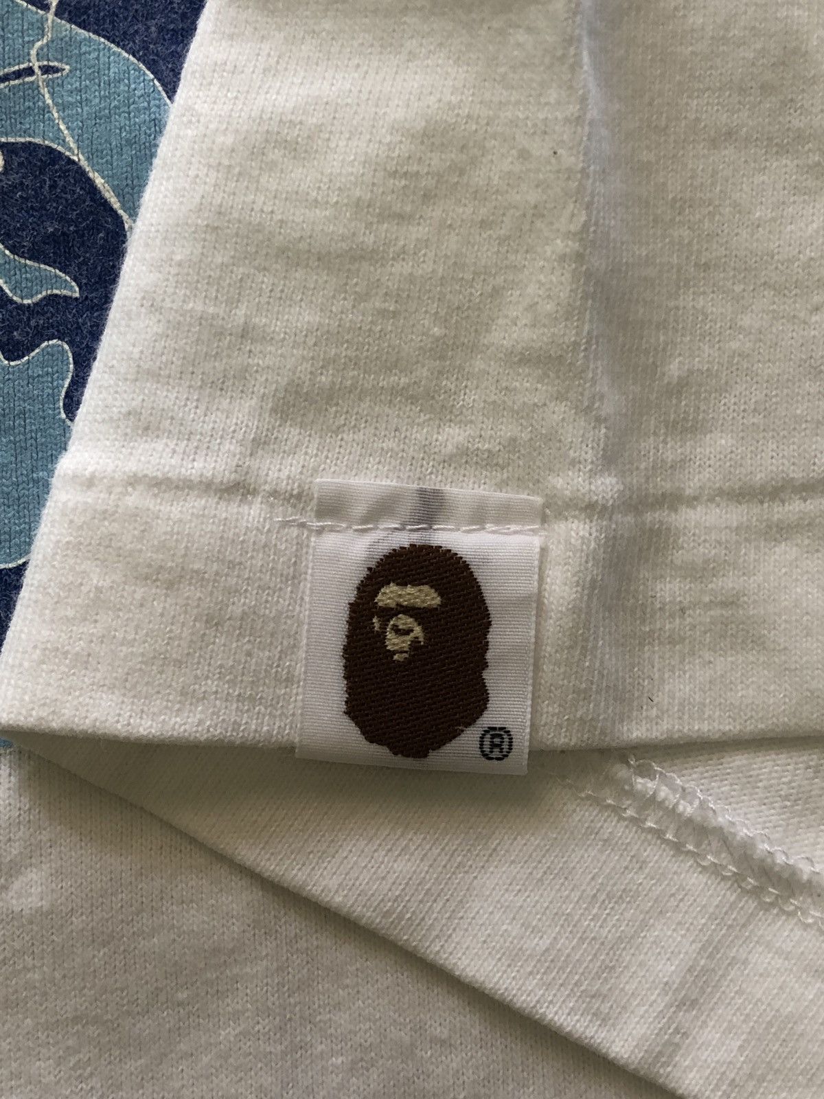 Bape × Kaws Og Circa 2000 A Bathing Ape X Kaws Small Logo Tshirts Size US M / EU 48-50 / 2 - 6 Thumbnail