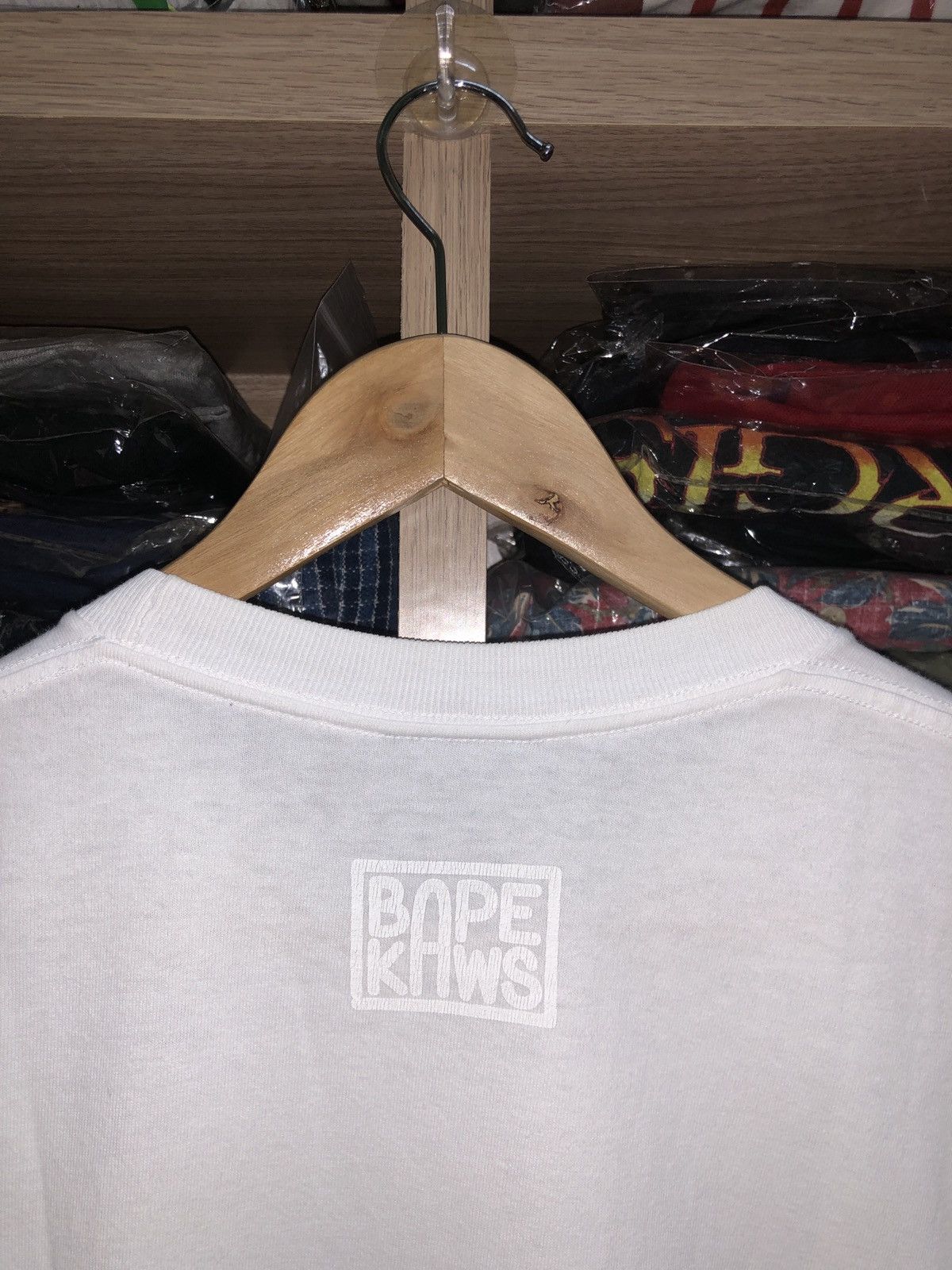 Bape × Kaws Og Circa 2000 A Bathing Ape X Kaws Small Logo Tshirts Size US M / EU 48-50 / 2 - 5 Thumbnail