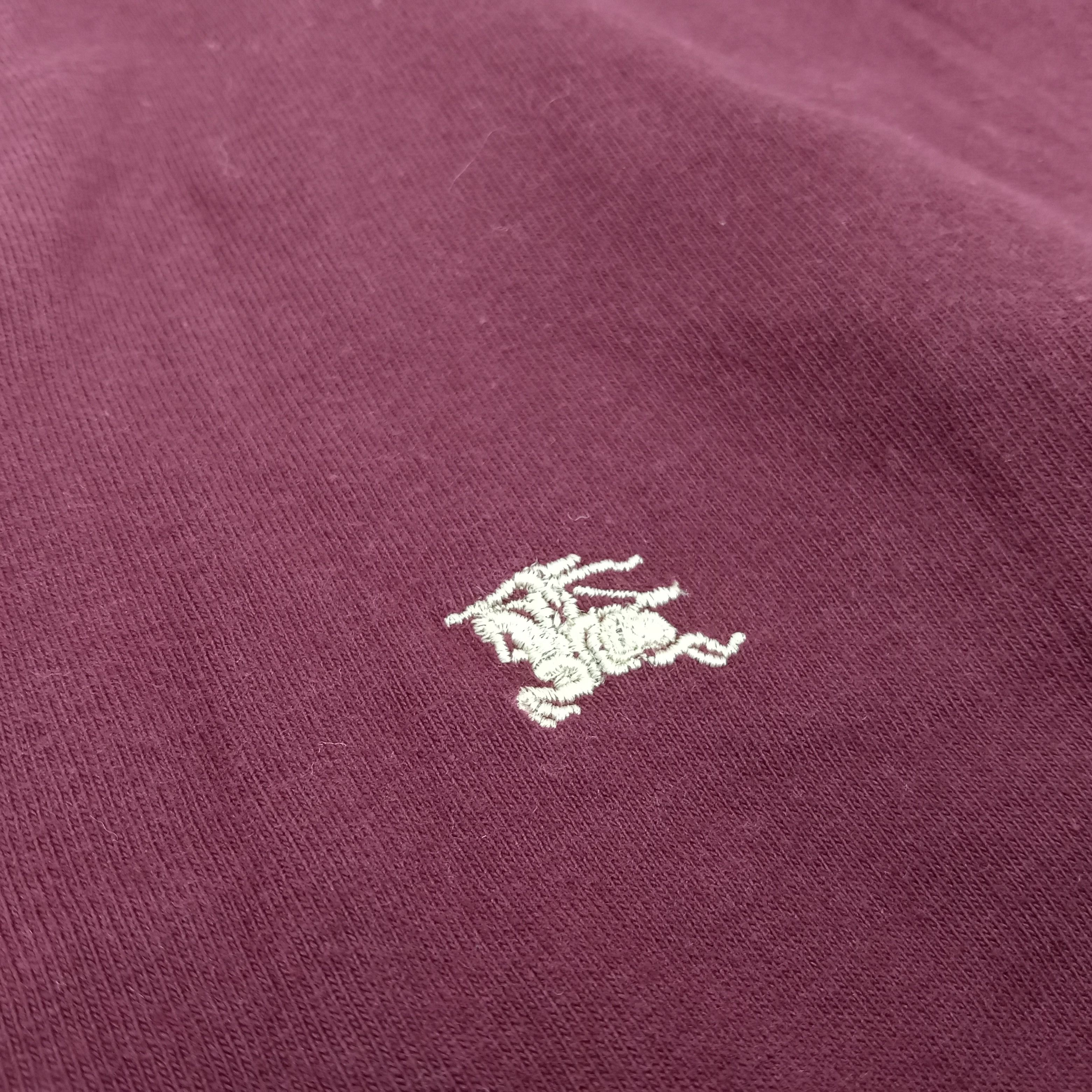 Burberry × Vintage Burberry London Small Logo Design Maroon Tshirt Size US M / EU 48-50 / 2 - 5 Thumbnail