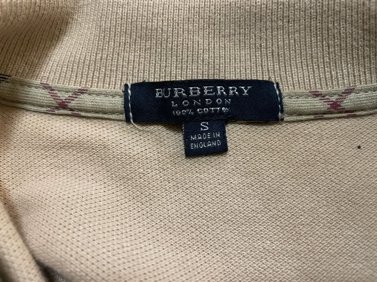 Burberry × Designer × Vintage Vintage Burberry Polo Tee T Shirt Size US S / EU 44-46 / 1 - 4 Thumbnail