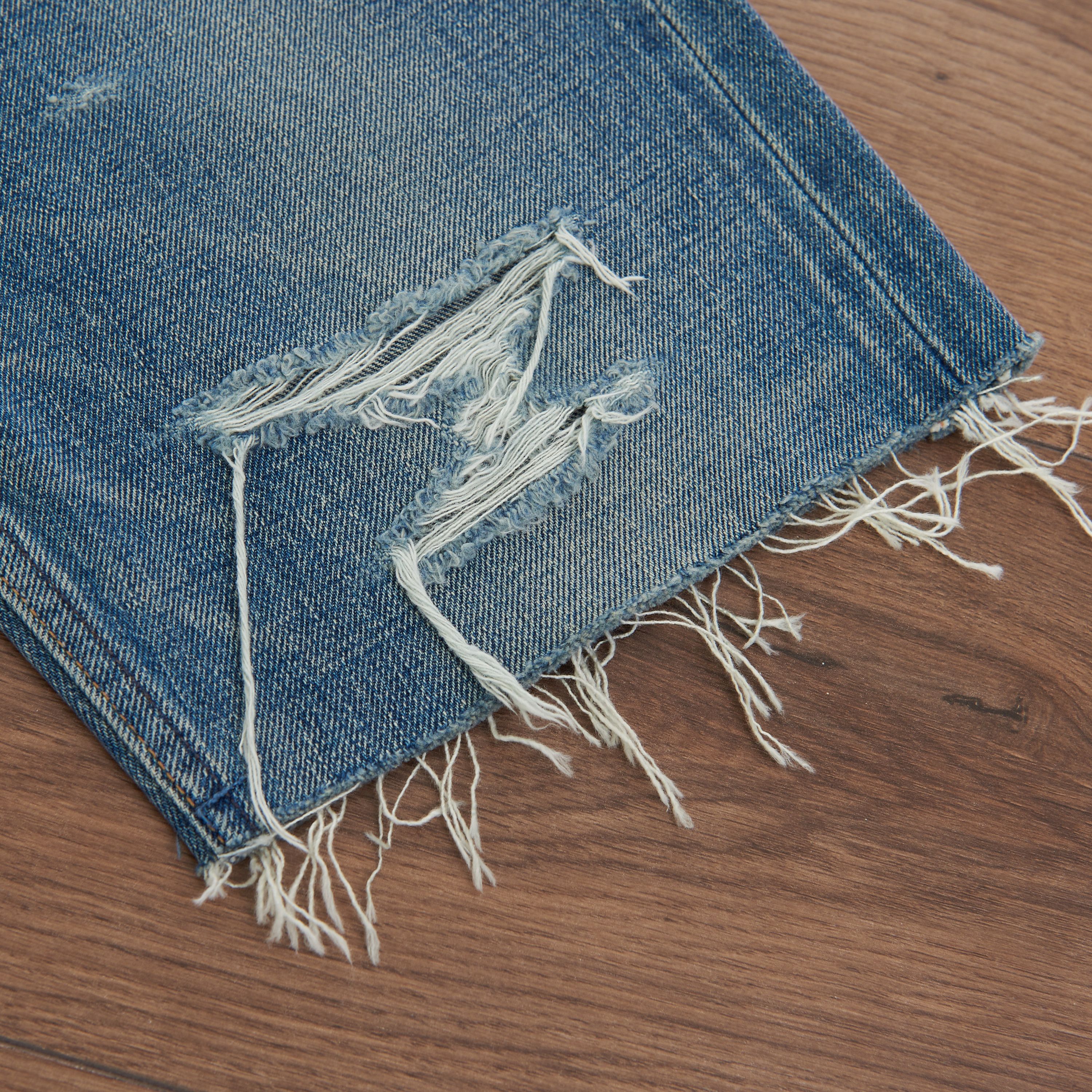 Celine Kurt Mid-Rise Shorts In Destroyed Thrash Wash Denim Size US 29 - 15 Thumbnail