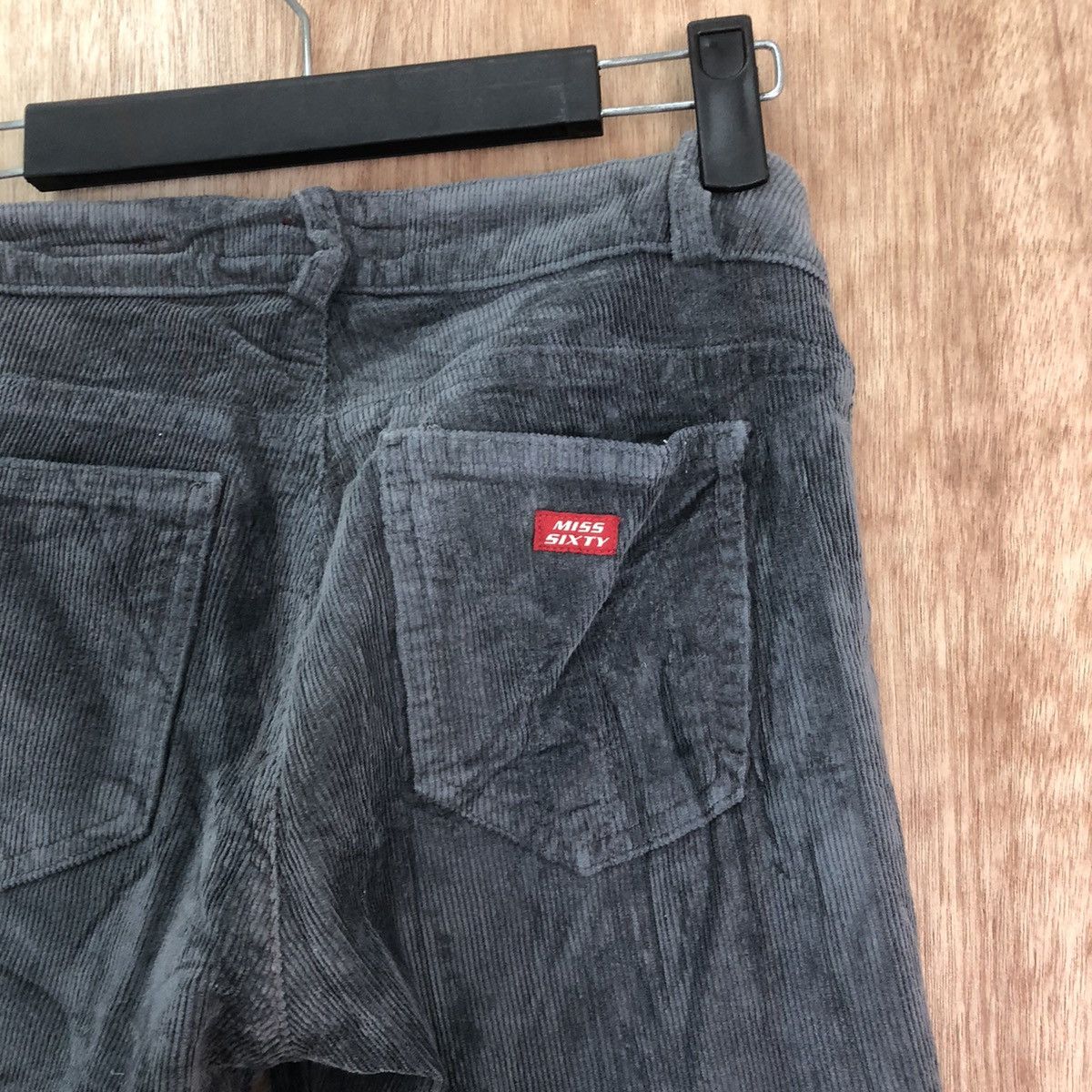 MR & MRS ITALY DL Miss Sixty Grey Corduroy Casual pants made in italy #6199 Size 25" / US 0 / IT 36 - 10 Thumbnail