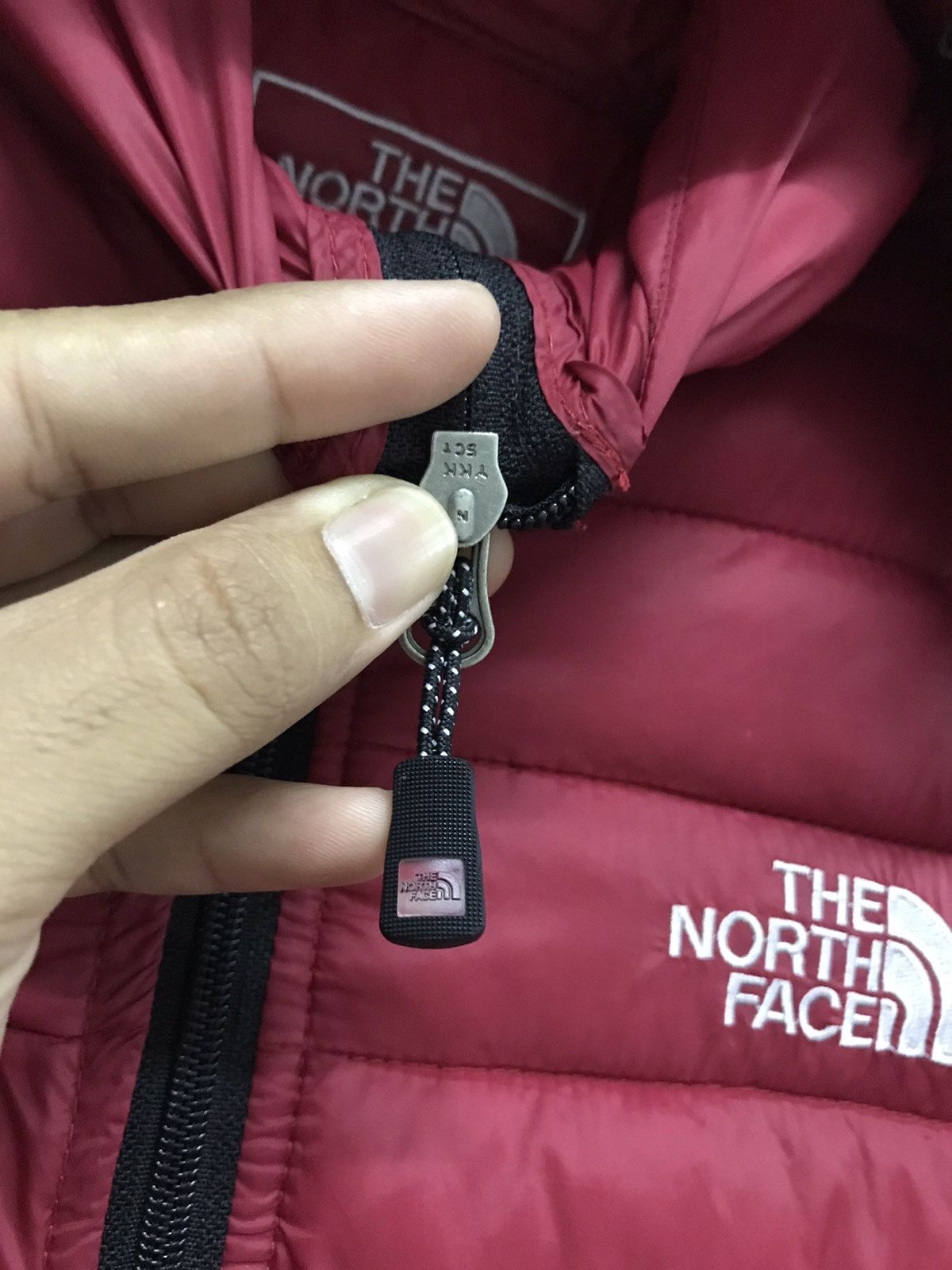 The North Face The North Face Light Puffer Jacket / Red Size US L / EU 52-54 / 3 - 13 Thumbnail