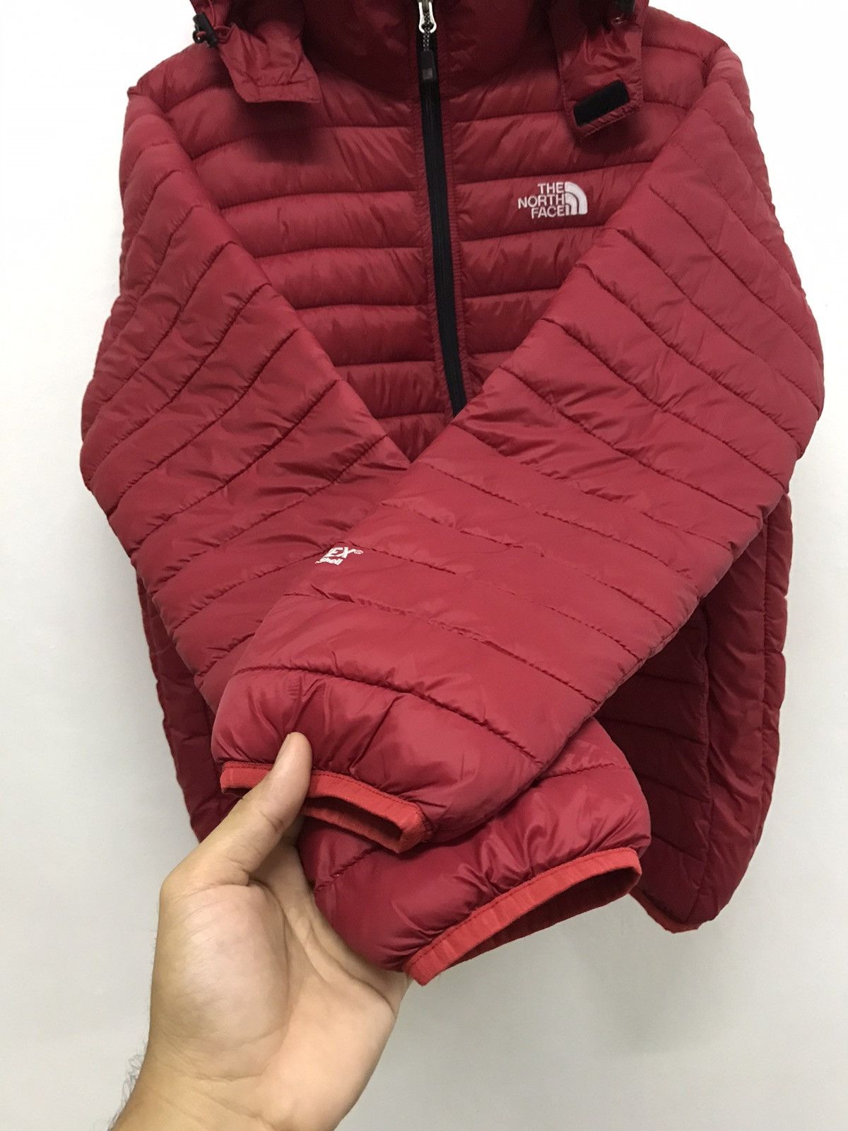 The North Face The North Face Light Puffer Jacket / Red Size US L / EU 52-54 / 3 - 9 Thumbnail
