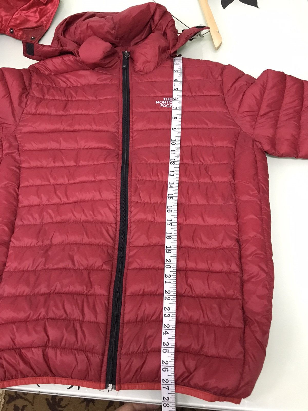 The North Face The North Face Light Puffer Jacket / Red Size US L / EU 52-54 / 3 - 20 Thumbnail