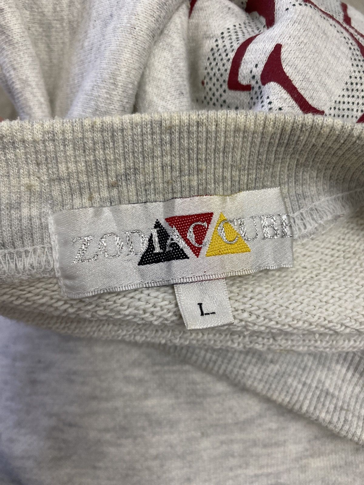 Vintage VINTAGE ZODIAC CUBE SPORT SWEATSHIRT Size US L / EU 52-54 / 3 - 8 Thumbnail