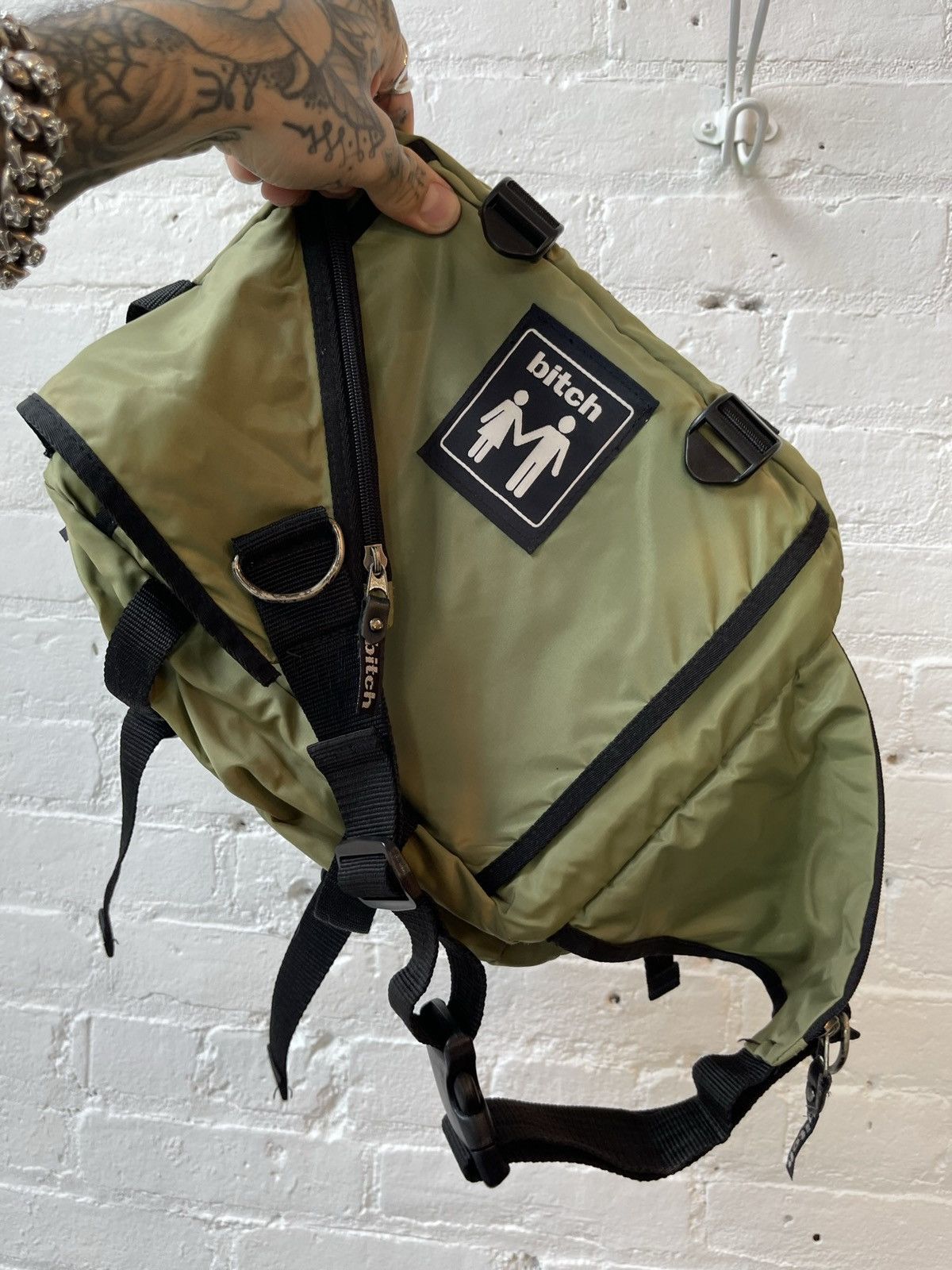 Vintage 90s BITCH SKATEBOARDS BRAND STRAPY CROSS BODY BAG SICK!! Size ONE SIZE - 6 Thumbnail