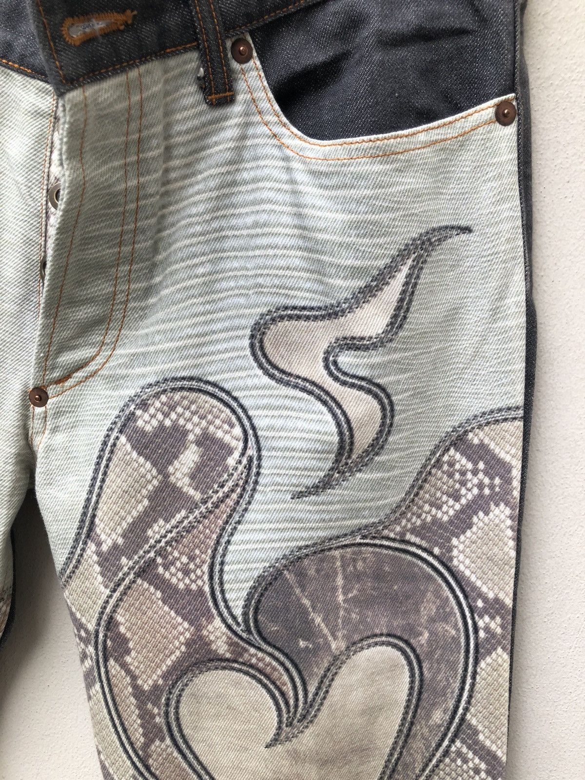 Art Comes First Cassopi Japan Snake Scale Art Design Denim Cropped Pant Size US 31 - 13 Thumbnail