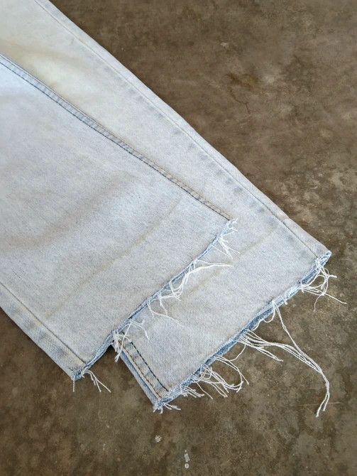 Levi's Vintage Levi's Jeans 515 Distressed Faded Blue Denim 29x28 Size US 29 - 3 Thumbnail