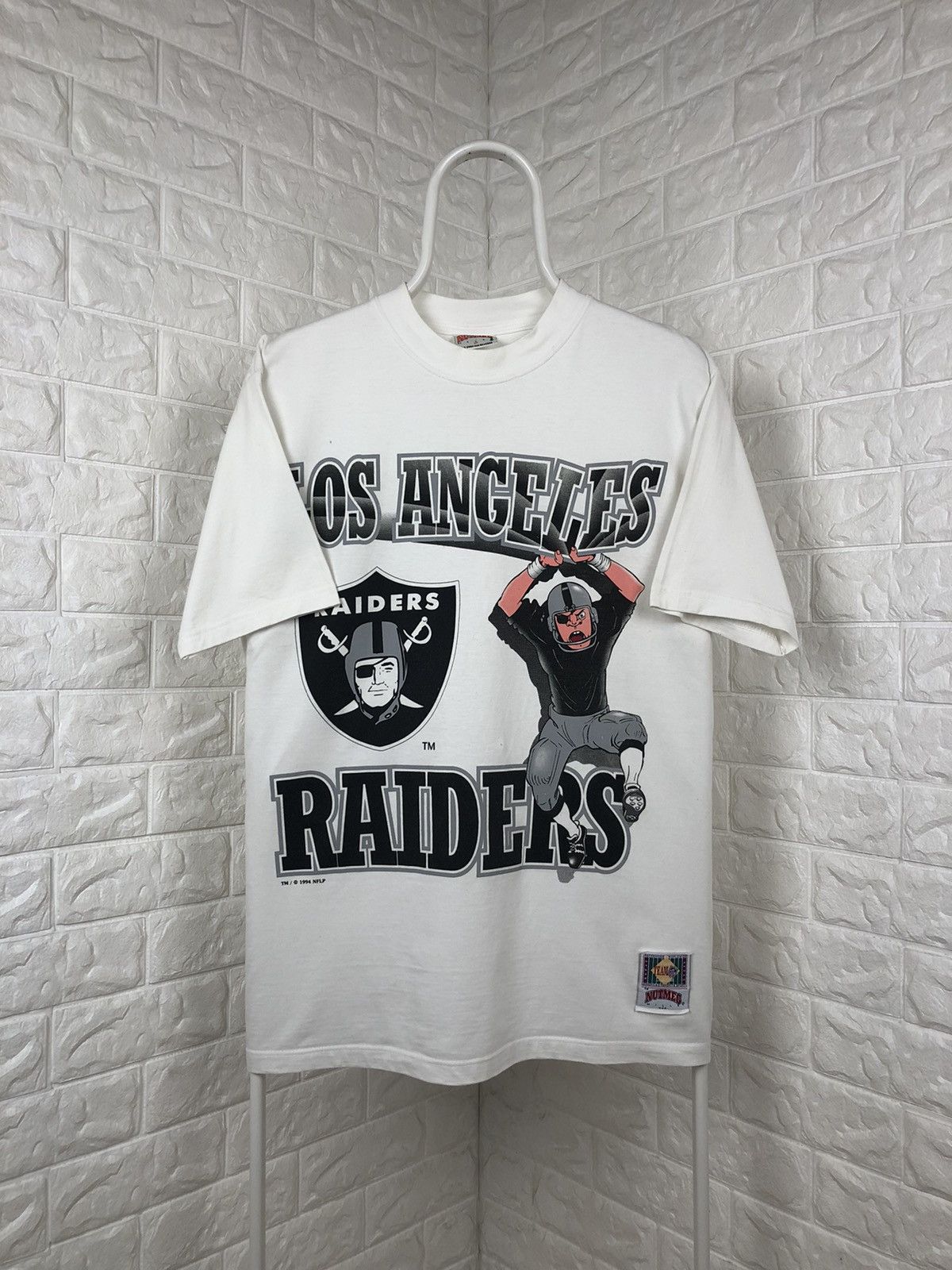 1994 Los Angeles Raiders Graphic T-Shirt Size Large, Nutmeg Mills