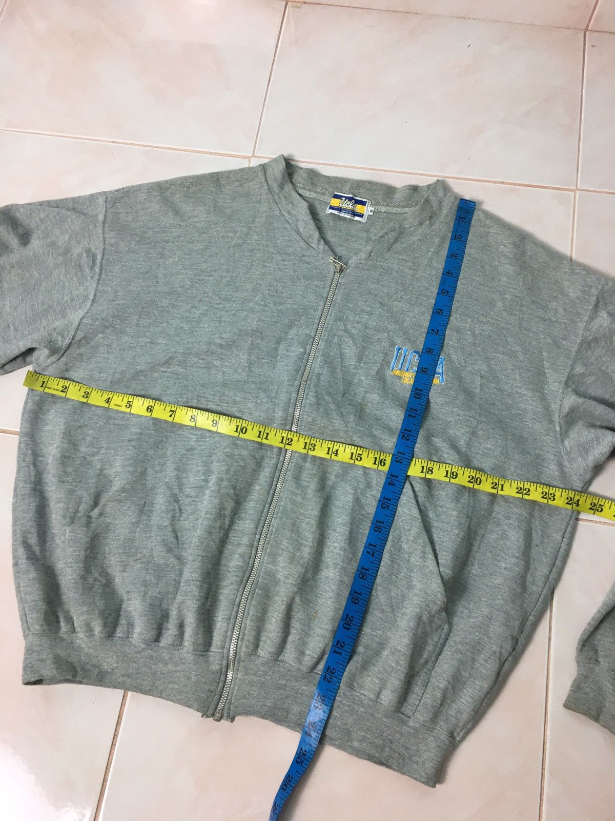 Vintage Vintage Ucla University California Zipper Sweatshirt Size US M / EU 48-50 / 2 - 17 Thumbnail