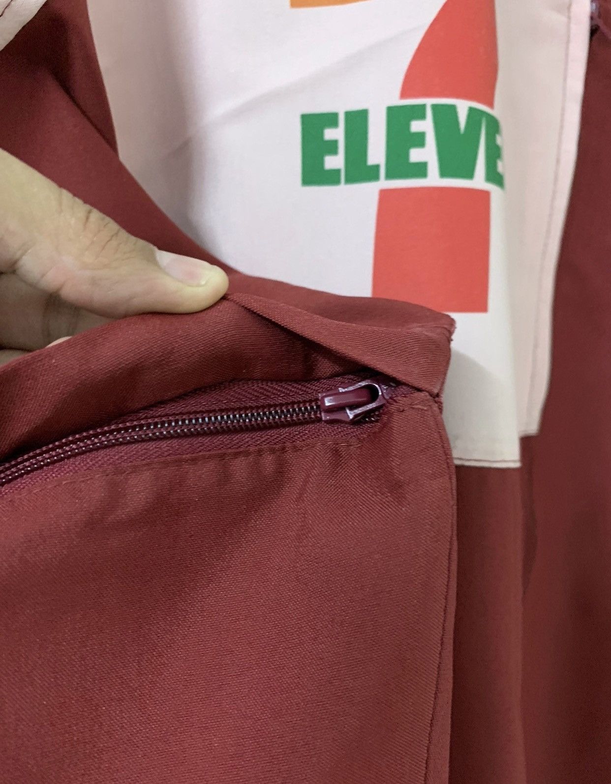 uniform experiment Vintage 7 Eleven Convertible Workwear Zipper Shirt Size US L / EU 52-54 / 3 - 5 Thumbnail