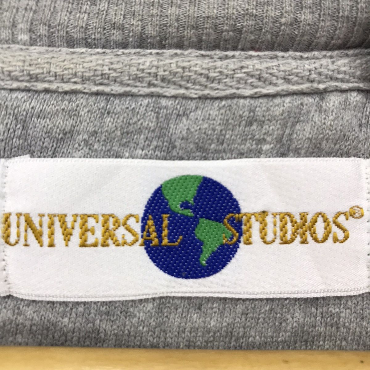 Universal Studios × Vintage Vintage Universal Studios Sweatshirt Pullover Jumper Size US L / EU 52-54 / 3 - 5 Thumbnail
