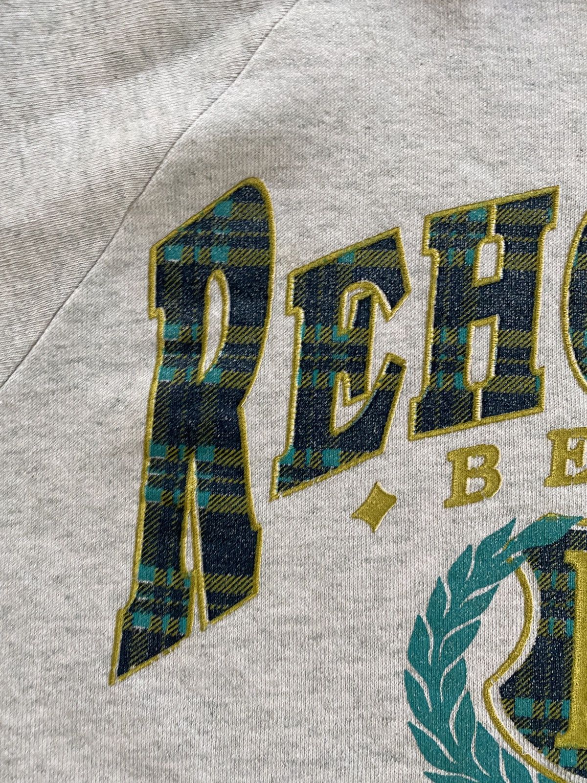 Fruit Of The Loom Vintage 90’s Rehoboth Delaware Raglan Crewneck Sweatshirt Size US M / EU 48-50 / 2 - 4 Thumbnail