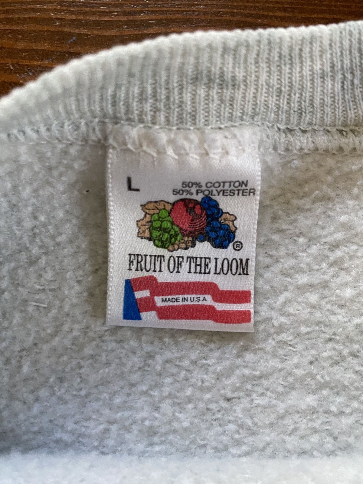 Fruit Of The Loom Vintage 90’s Rehoboth Delaware Raglan Crewneck Sweatshirt Size US M / EU 48-50 / 2 - 10 Thumbnail