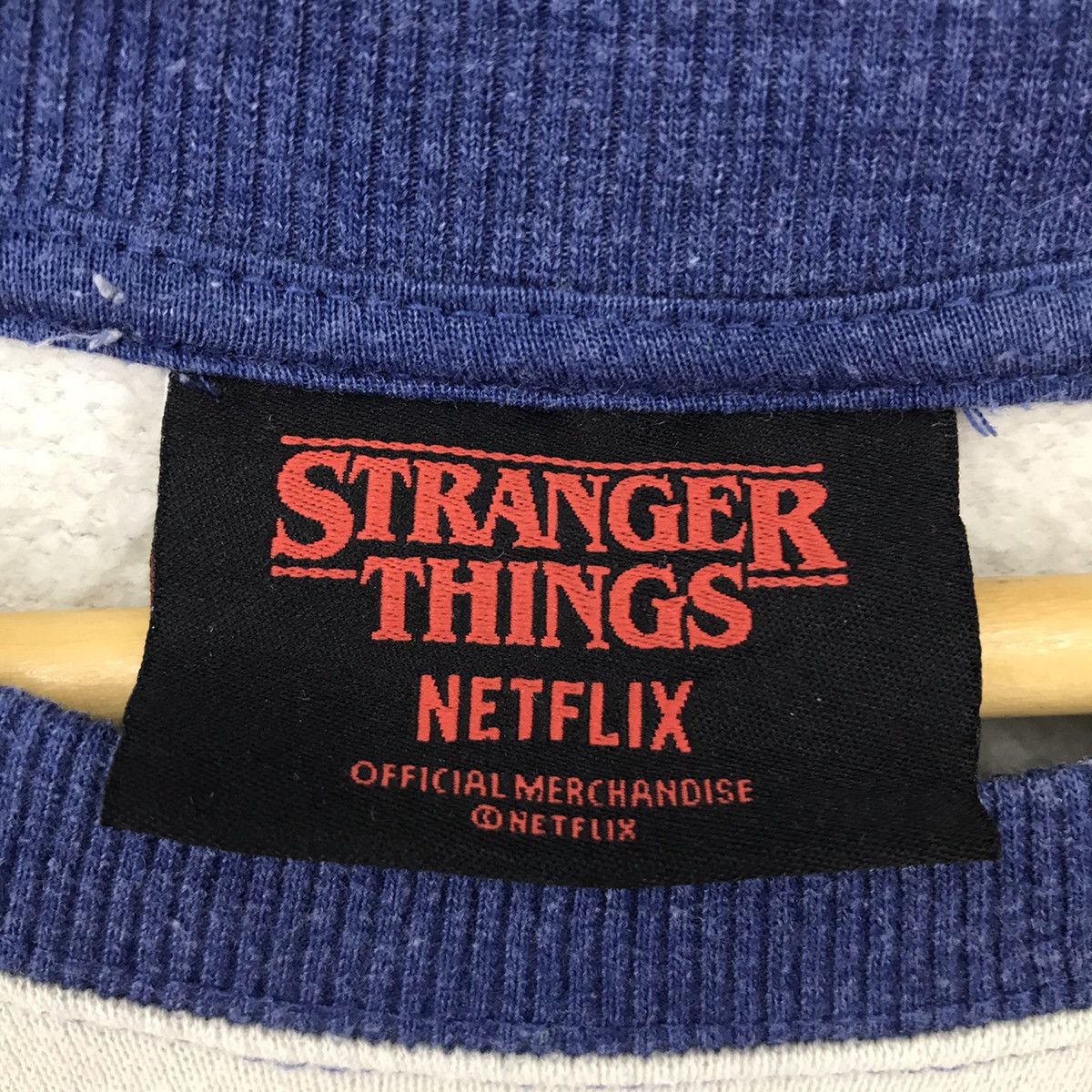 Vintage Vintage Stranger Things Sweatshirt Pullover Jumper Netflix Size US M / EU 48-50 / 2 - 5 Thumbnail
