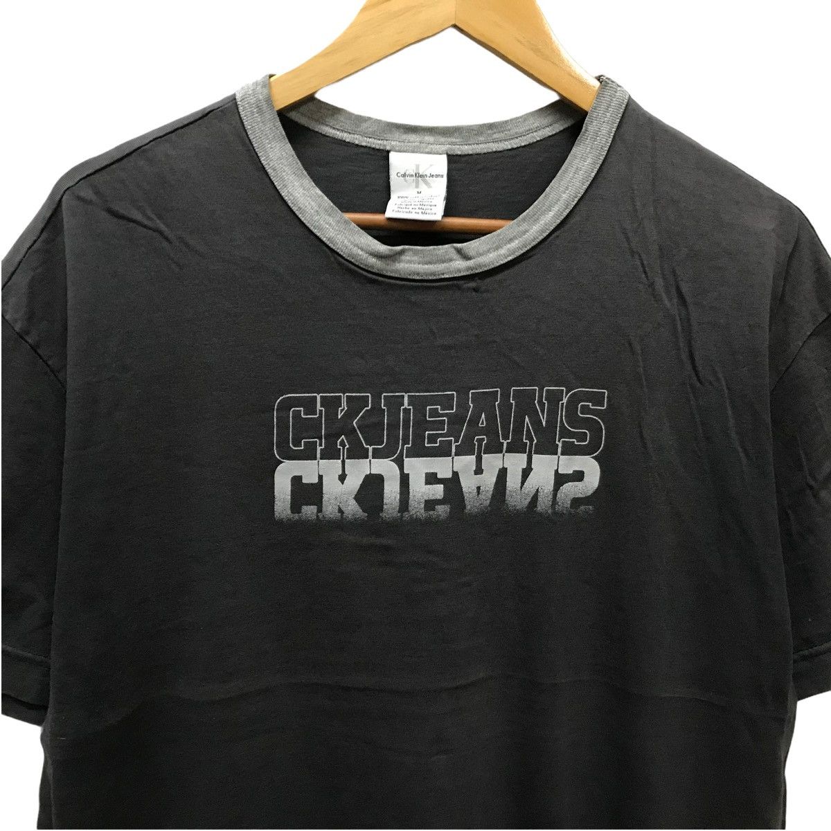 Calvin Klein Vintage Calvin Klein Tee Shirt Big Logo Spellout CK Jeans Size US M / EU 48-50 / 2 - 2 Thumbnail