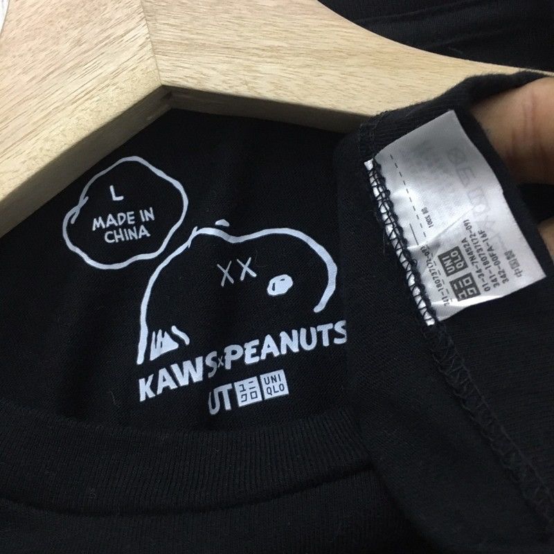 Kaws × Peanuts Rare Kaws x Peanuts Joe Kaws Big Print Size US L / EU 52-54 / 3 - 4 Thumbnail