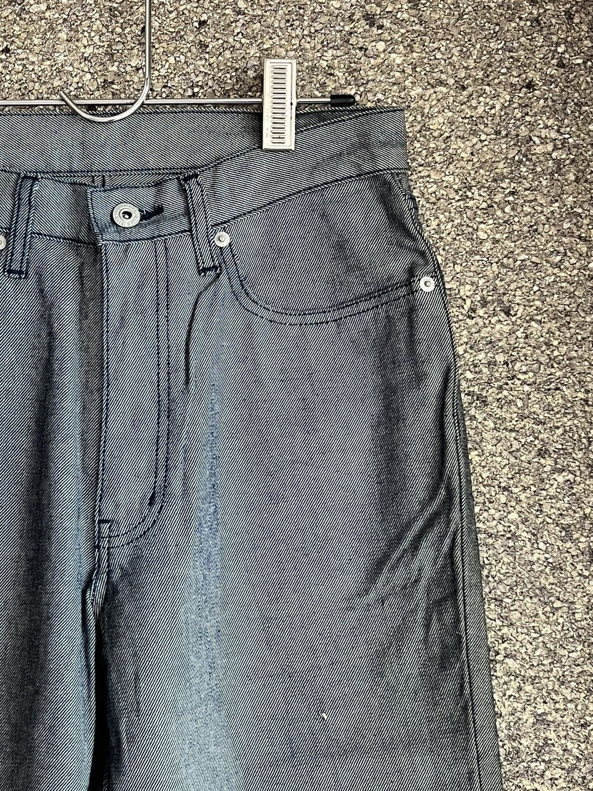 Designer × Levi's × Vintage International world jeans ft54 Size US 29 - 4 Thumbnail