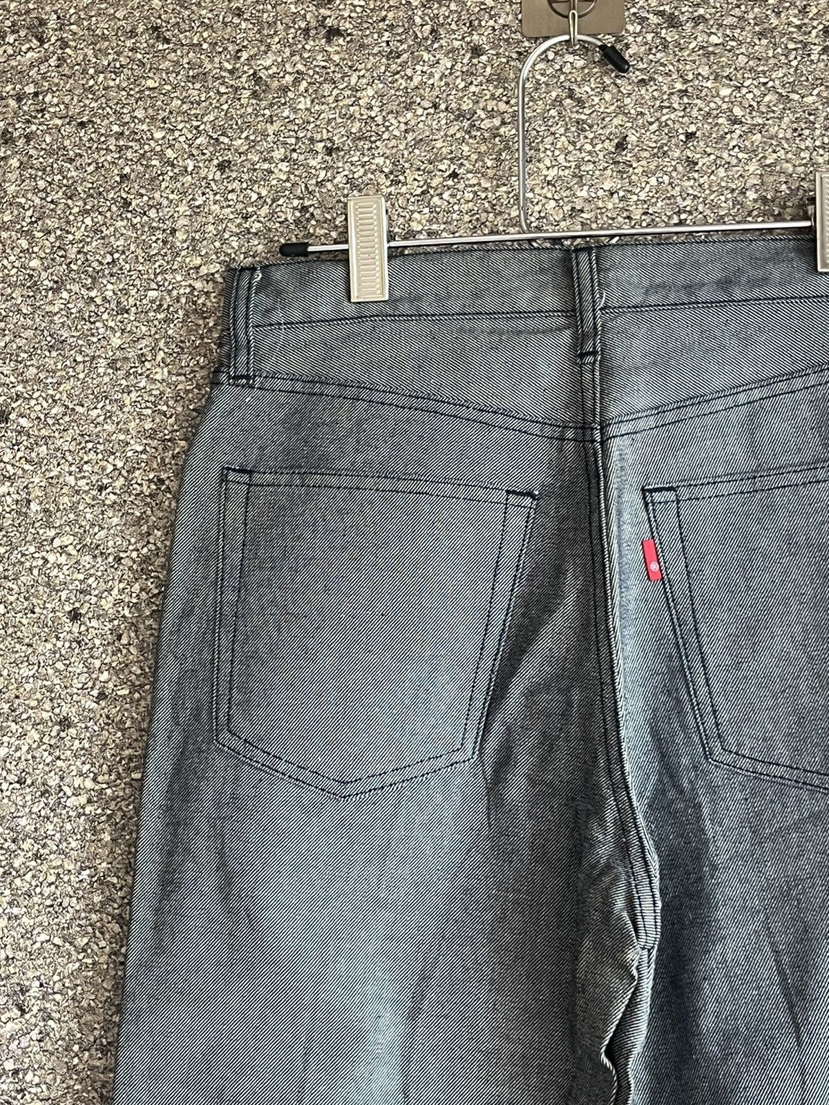 Designer × Levi's × Vintage International world jeans ft54 Size US 29 - 7 Thumbnail
