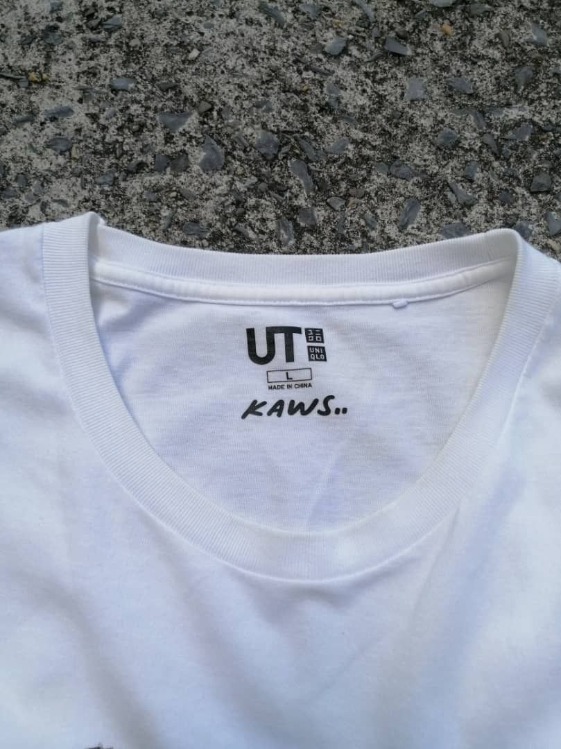 Kaws × Uniqlo Uniqlo X Kaws Tee Size US M / EU 48-50 / 2 - 11 Thumbnail