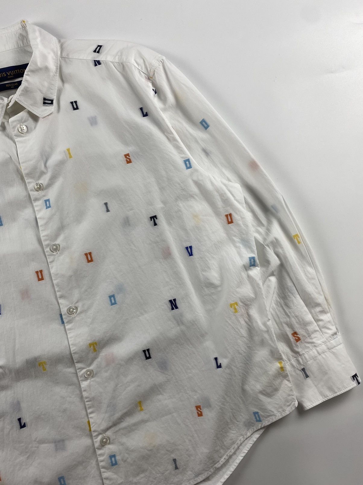 Louis Vuitton Louis Vuitton Multicolor Alphabet Long Sleeve Size US XL / EU 56 / 4 - 4 Thumbnail
