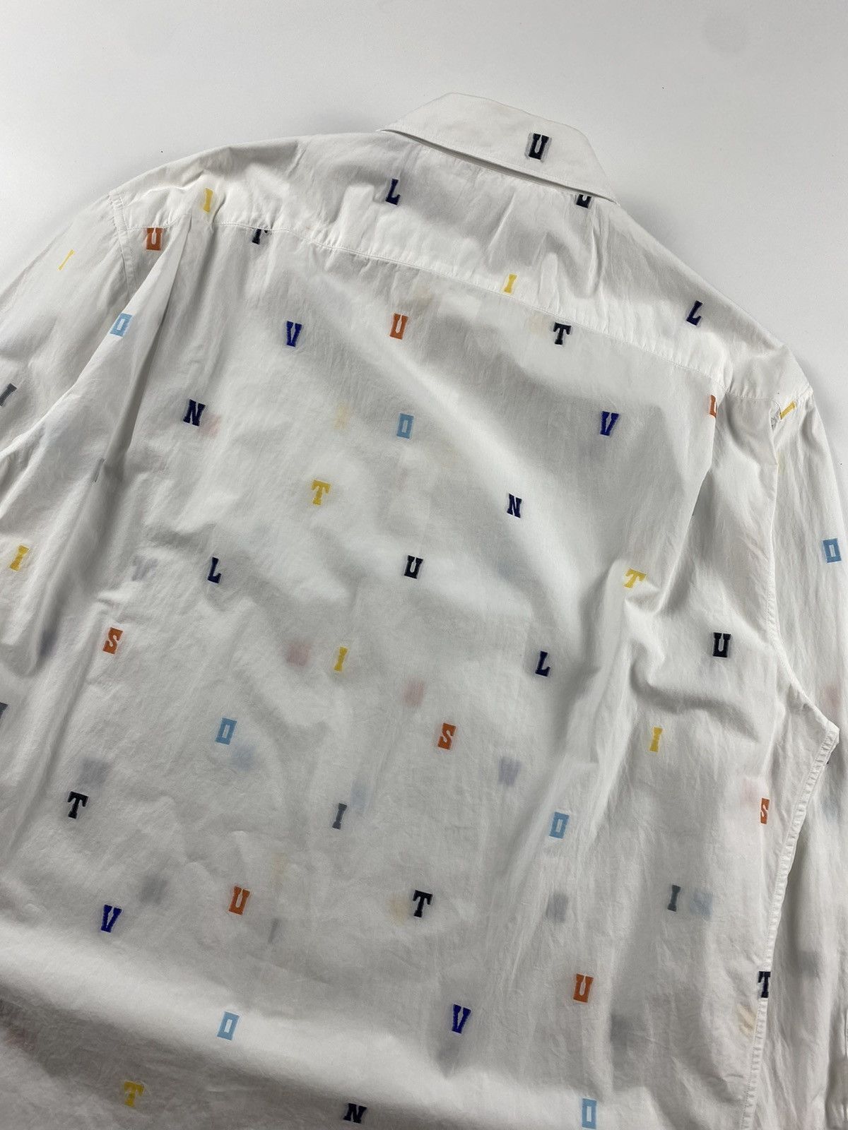 Louis Vuitton Louis Vuitton Multicolor Alphabet Long Sleeve Size US XL / EU 56 / 4 - 14 Thumbnail