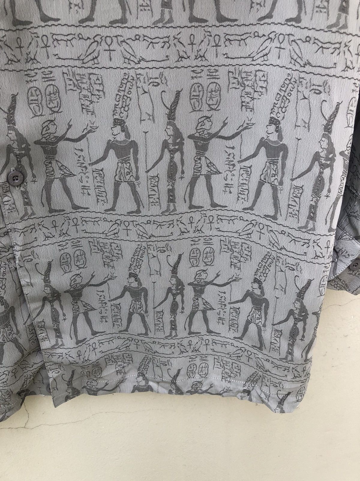Vintage Vintage 80s Costa Brin Made in Japan Egyptian Art Shirt Size US L / EU 52-54 / 3 - 4 Thumbnail