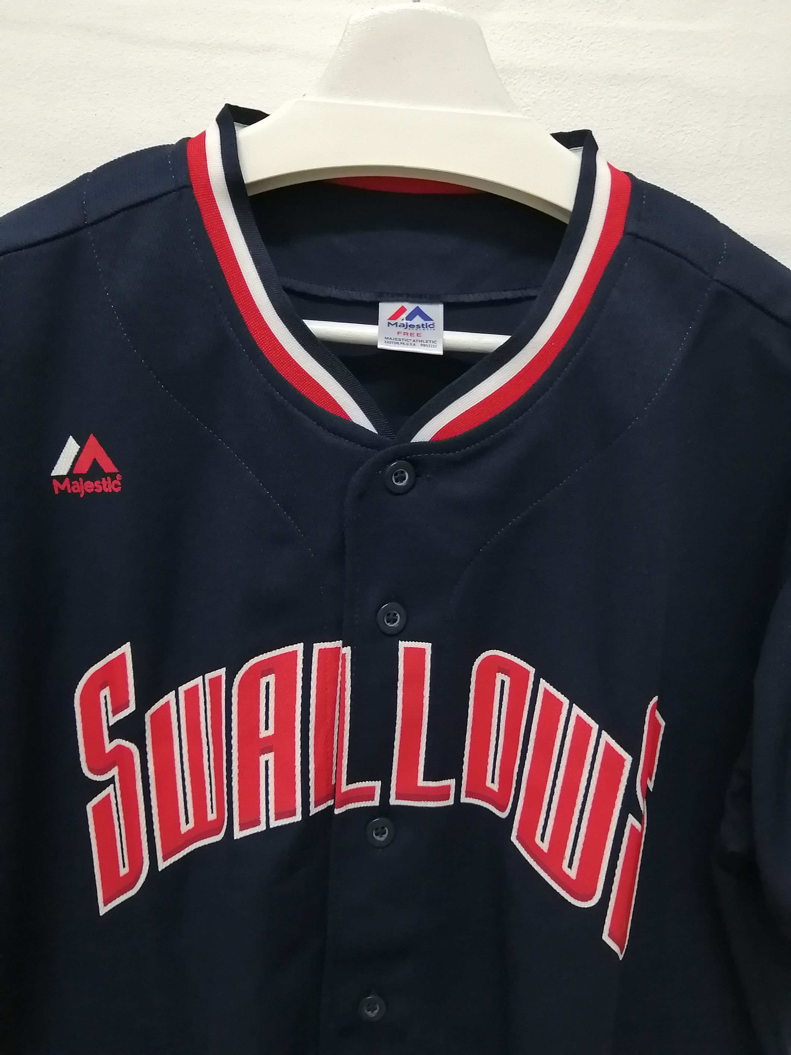 Japanese Brand Majestic Swallows Crew Baseball Jersey Size US L / EU 52-54 / 3 - 3 Thumbnail