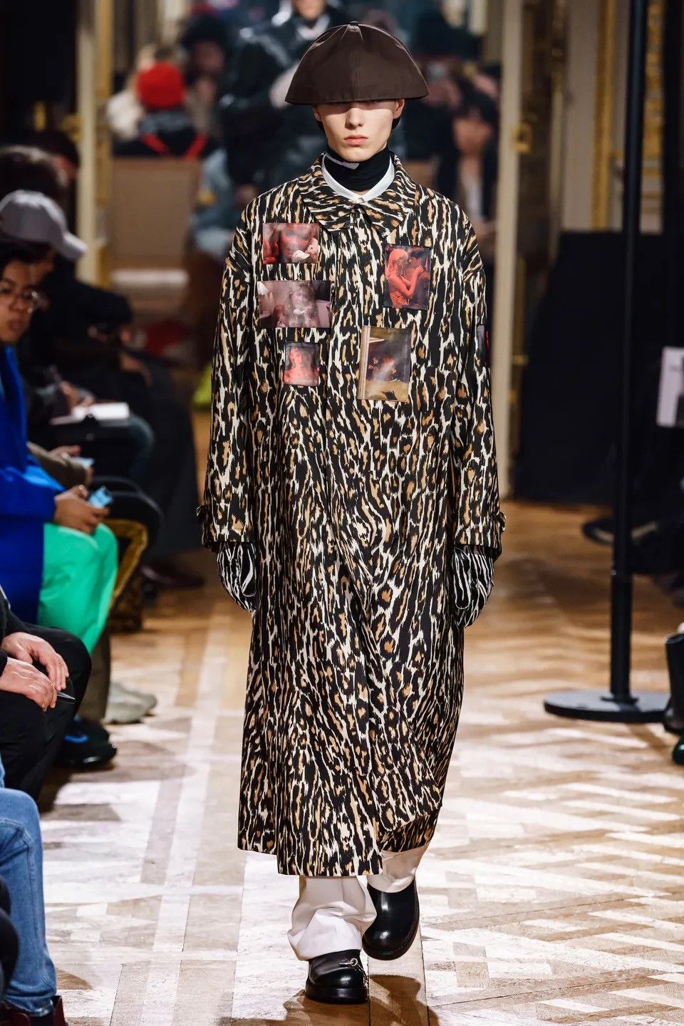Raf Simons $5400 Blue Velvet Runway Leopard Car Coat Size US L / EU 52-54 / 3 - 1 Thumbnail