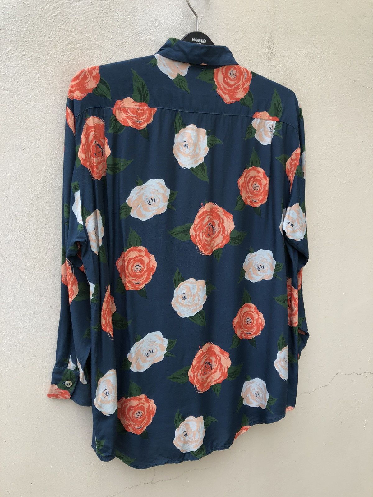 Other Vintage Naughty Japan Roses Long Sleeve Rayon Shirt Size US M / EU 48-50 / 2 - 14 Thumbnail