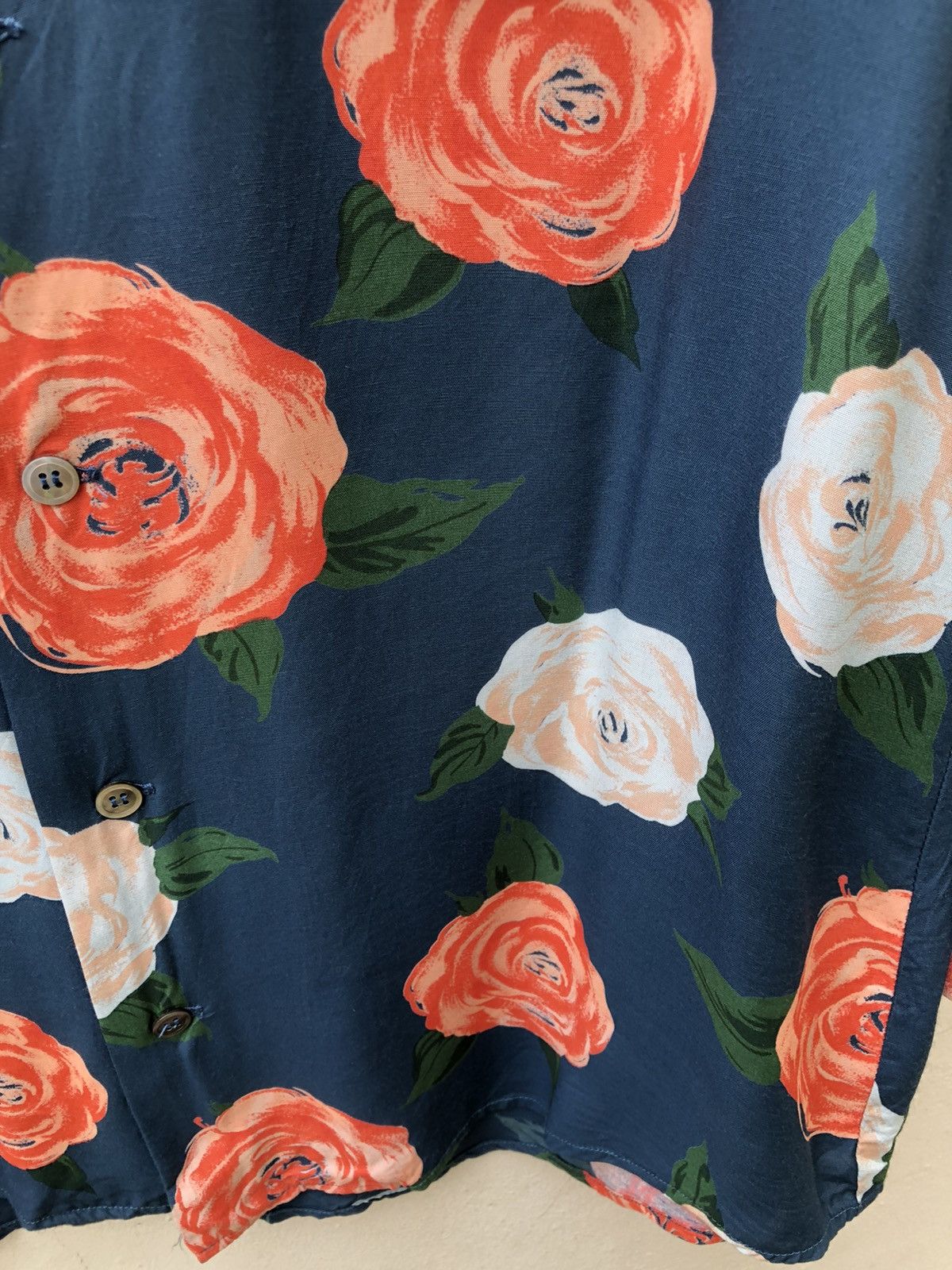 Other Vintage Naughty Japan Roses Long Sleeve Rayon Shirt Size US M / EU 48-50 / 2 - 10 Thumbnail