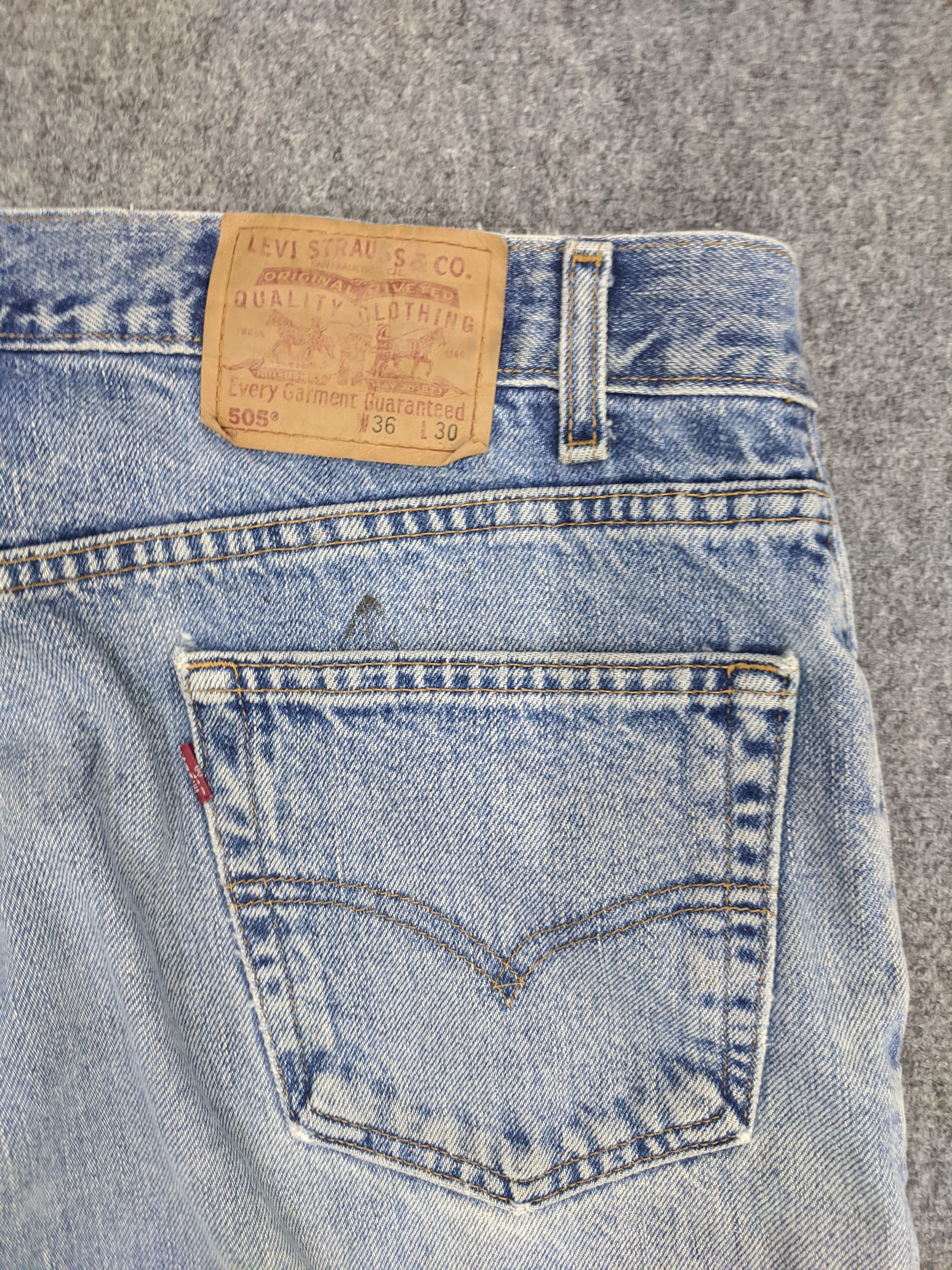 Levi's × Vintage Vintage Levis 505 Light Wash Ripped Jeans DP0923 Size US 36 / EU 52 - 11 Thumbnail