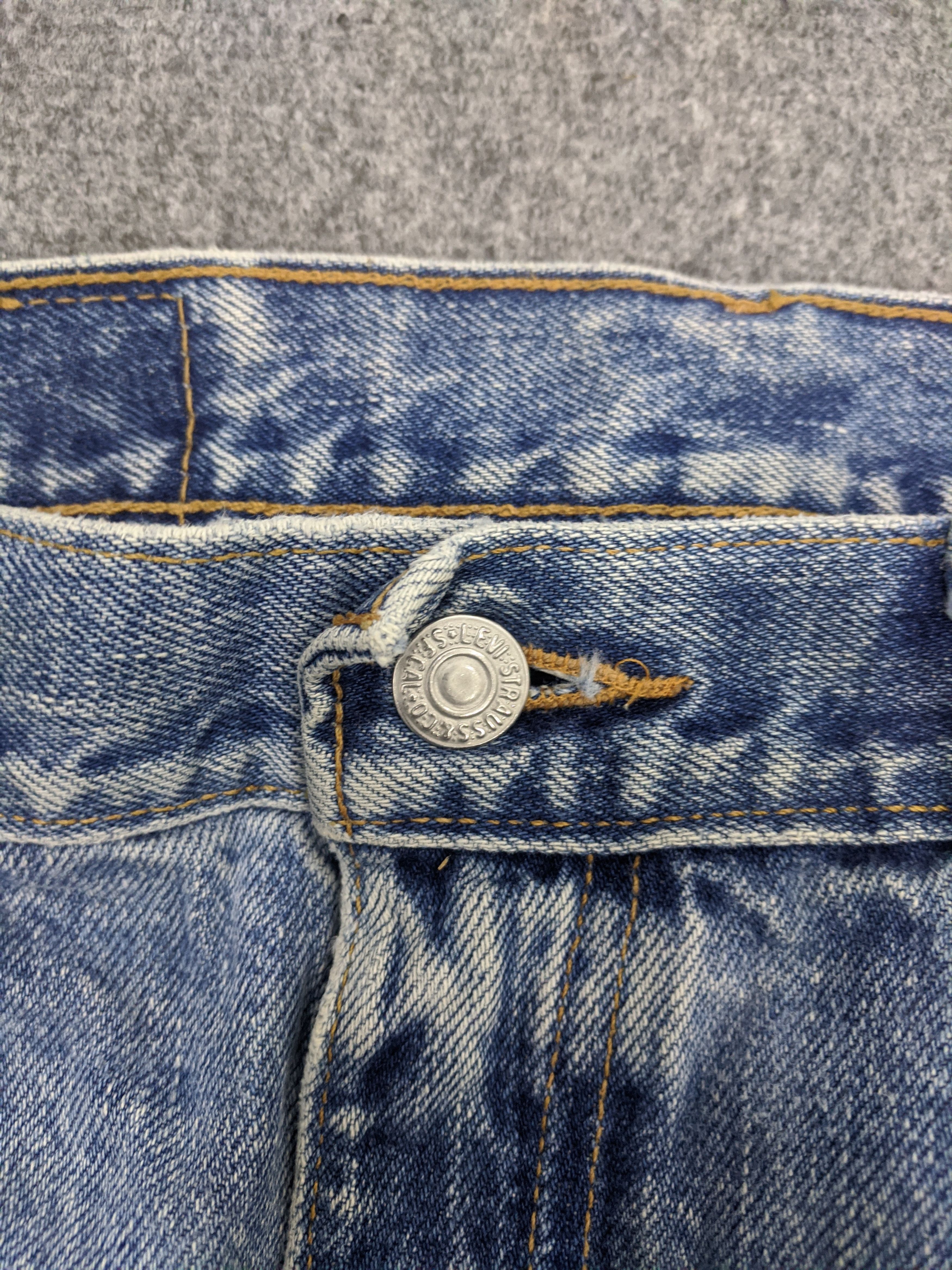 Levi's × Vintage Vintage Levis 505 Light Wash Ripped Jeans DP0923 Size US 36 / EU 52 - 8 Thumbnail